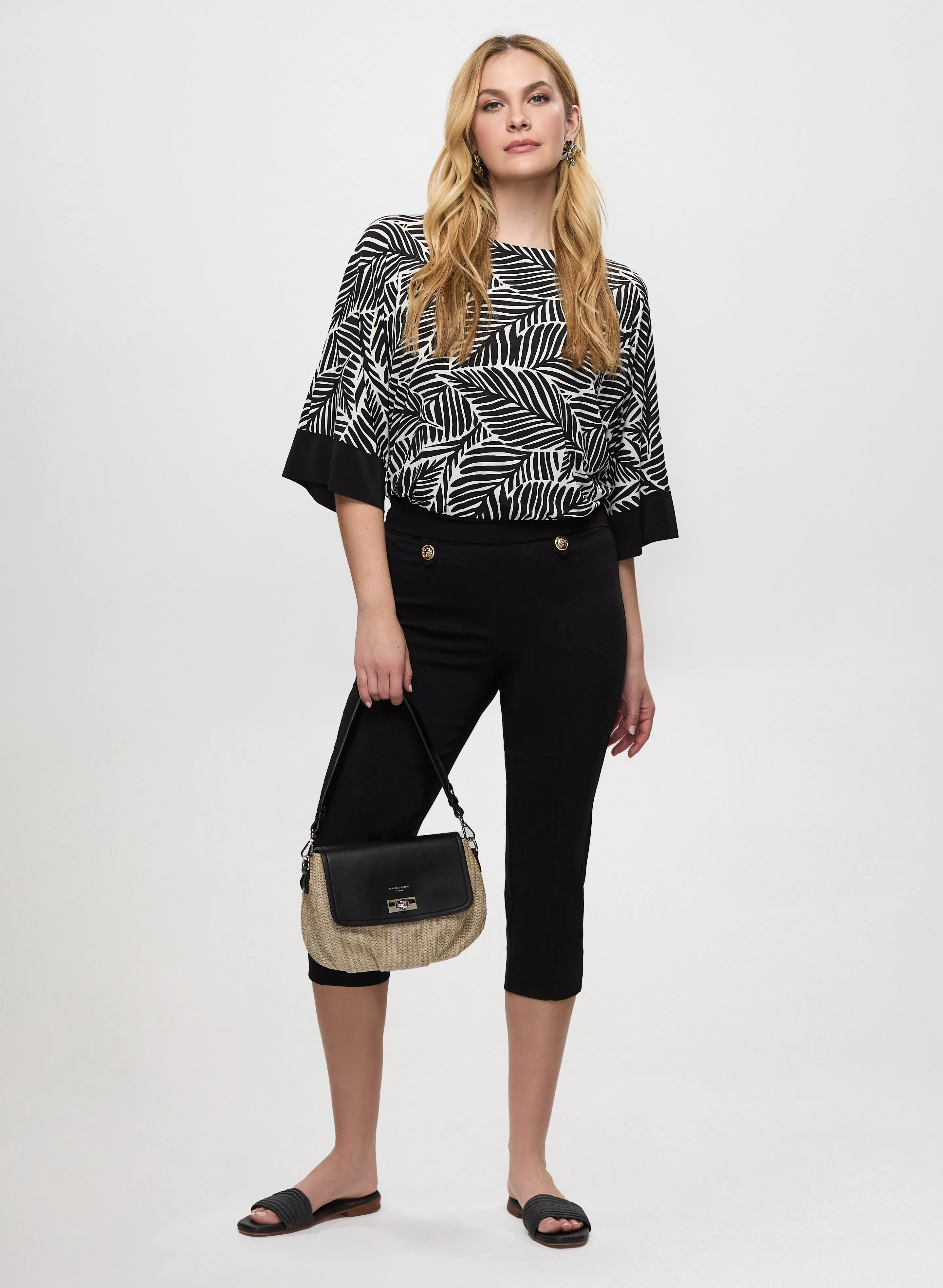 Abstract Leaf Motif Top sold by Laura product image thumbnail 3