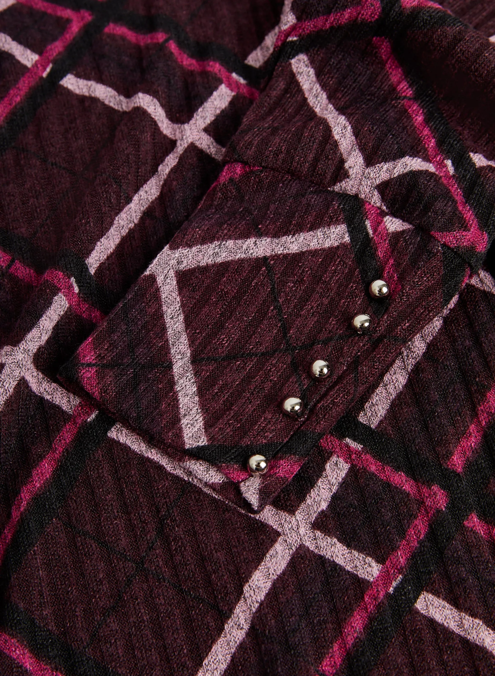 Plaid Motif Top sold by Laura product image thumbnail 5