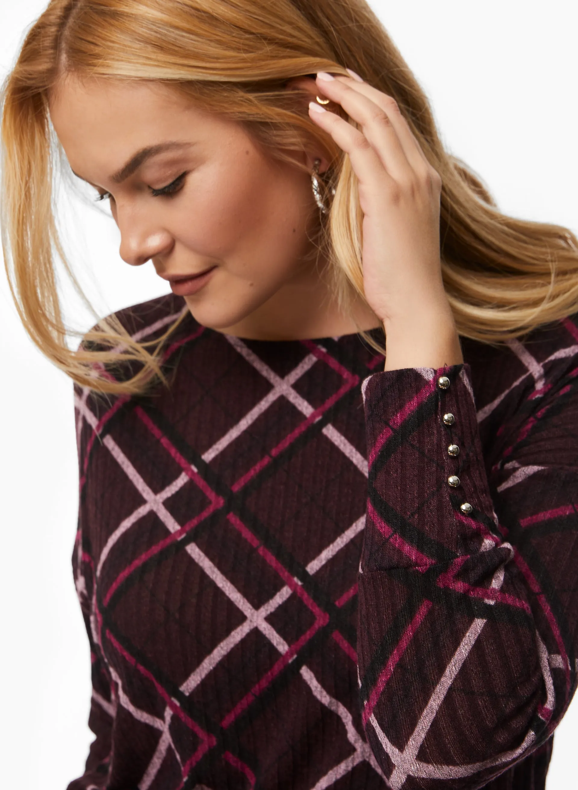 Plaid Motif Top sold by Laura product image thumbnail 2