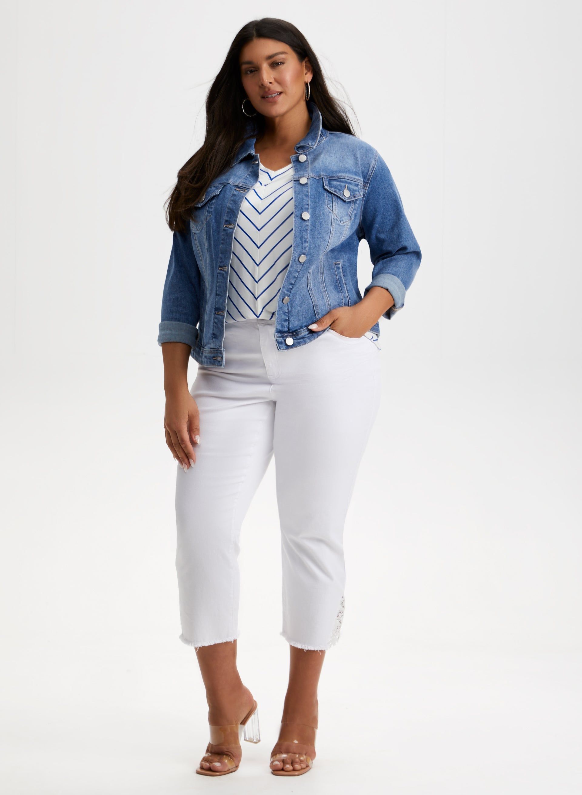 V-Neck Stripe Print Top sold by Laura product image thumbnail 4