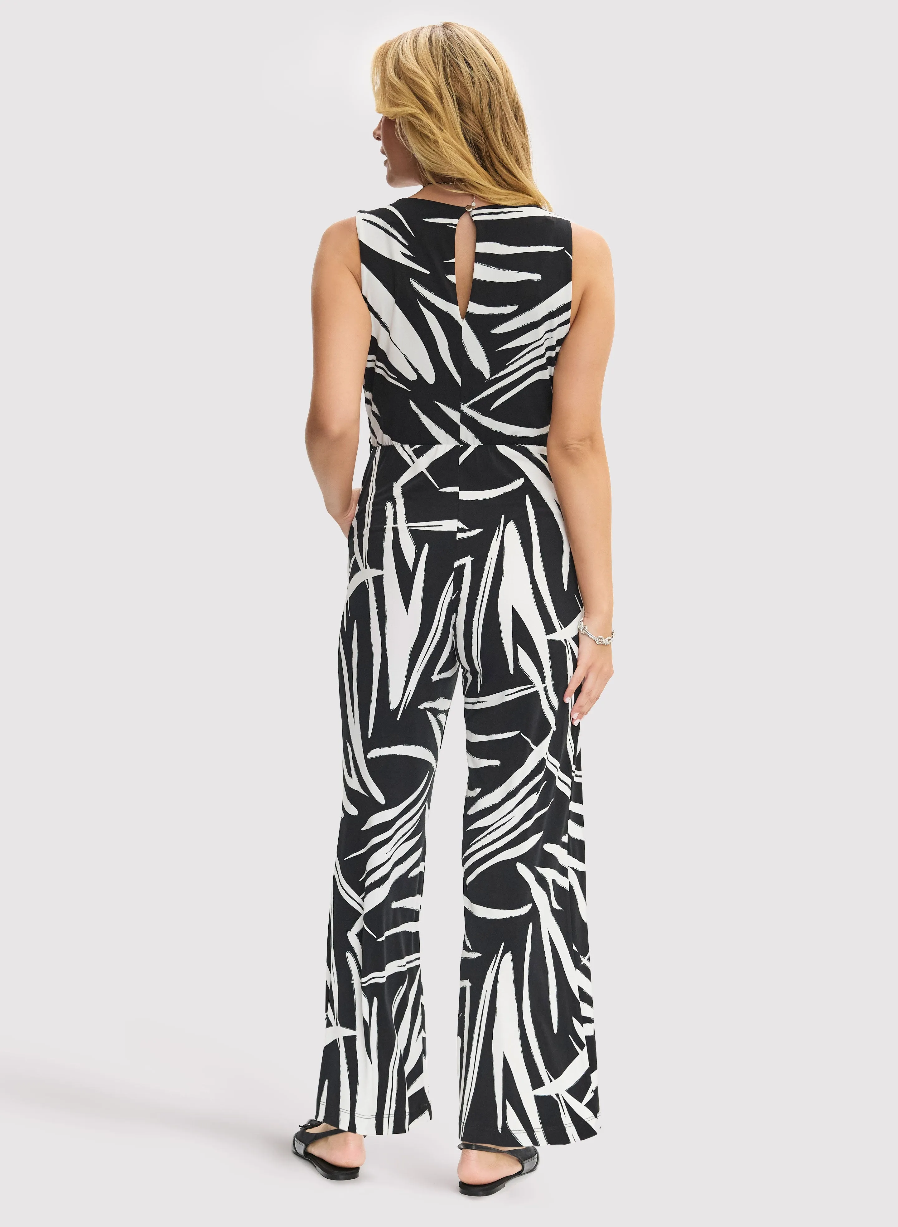 Geometric Print Cross-Neck Jumpsuit sold by Laura product image thumbnail 2
