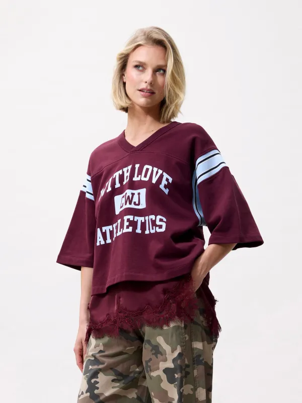 Sporty graphic short sleeve sweater | Merlot made by Catwalk Junkie