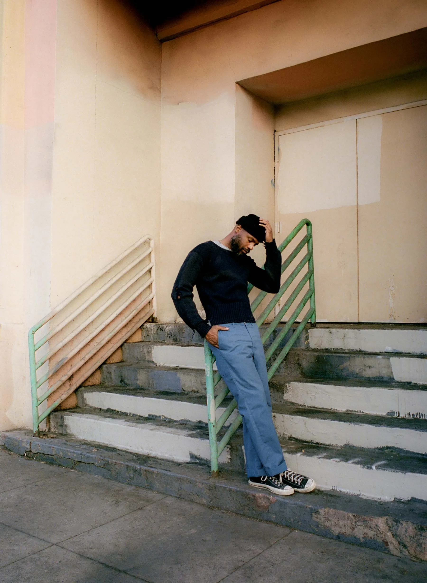 oceanside relaxed pant in postman blue sold by Imogene + Willie product image thumbnail 3