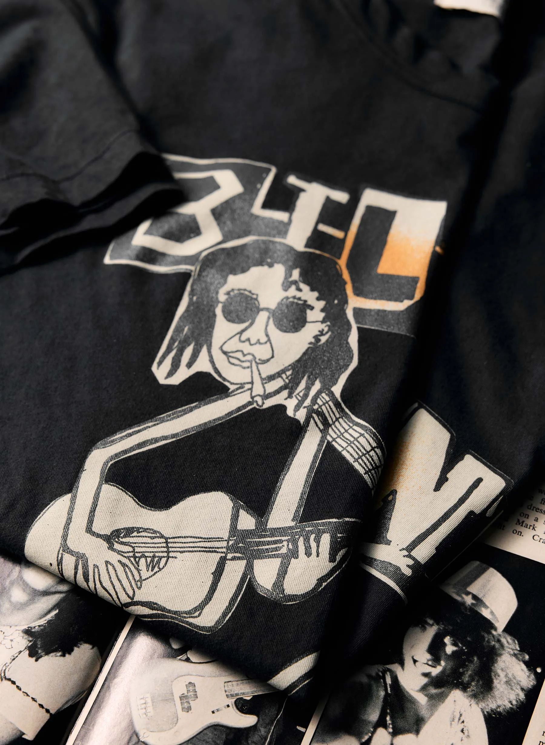 i+w x billy strings "pickin' and grinnin'” tee sold by Imogene + Willie product image thumbnail 2