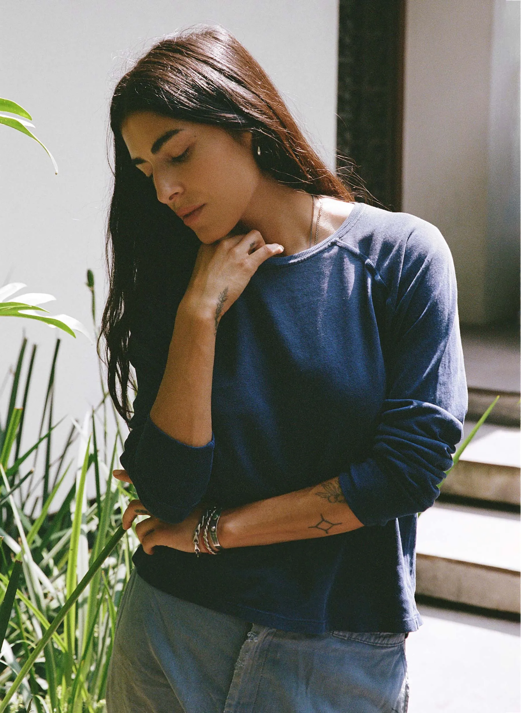 long sleeve raglan in faded navy sold by Imogene + Willie product image thumbnail 3