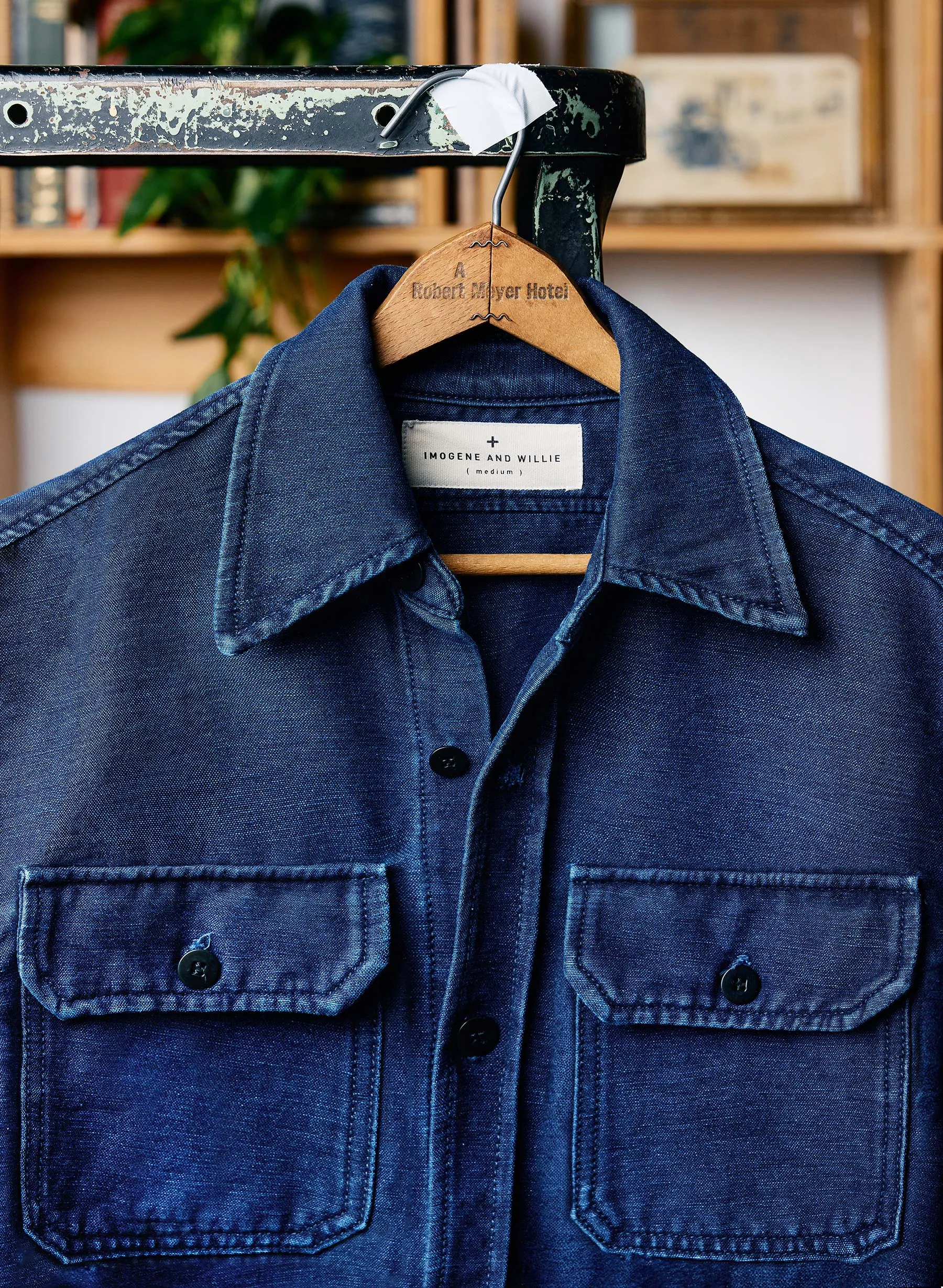 the griffin workshirt in indigo sold by Imogene + Willie product image thumbnail 3