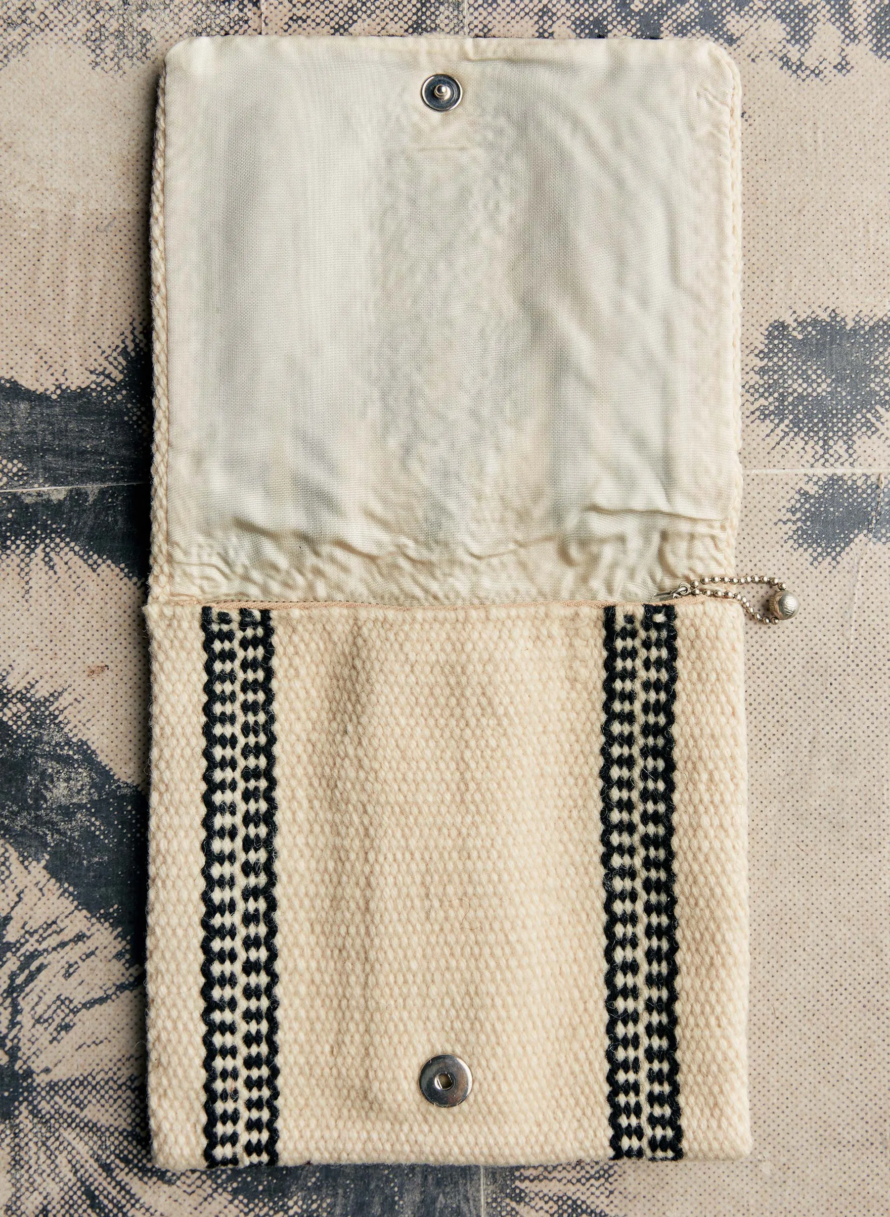 1940s deadstock chimayo purse sold by Imogene + Willie product image thumbnail 3