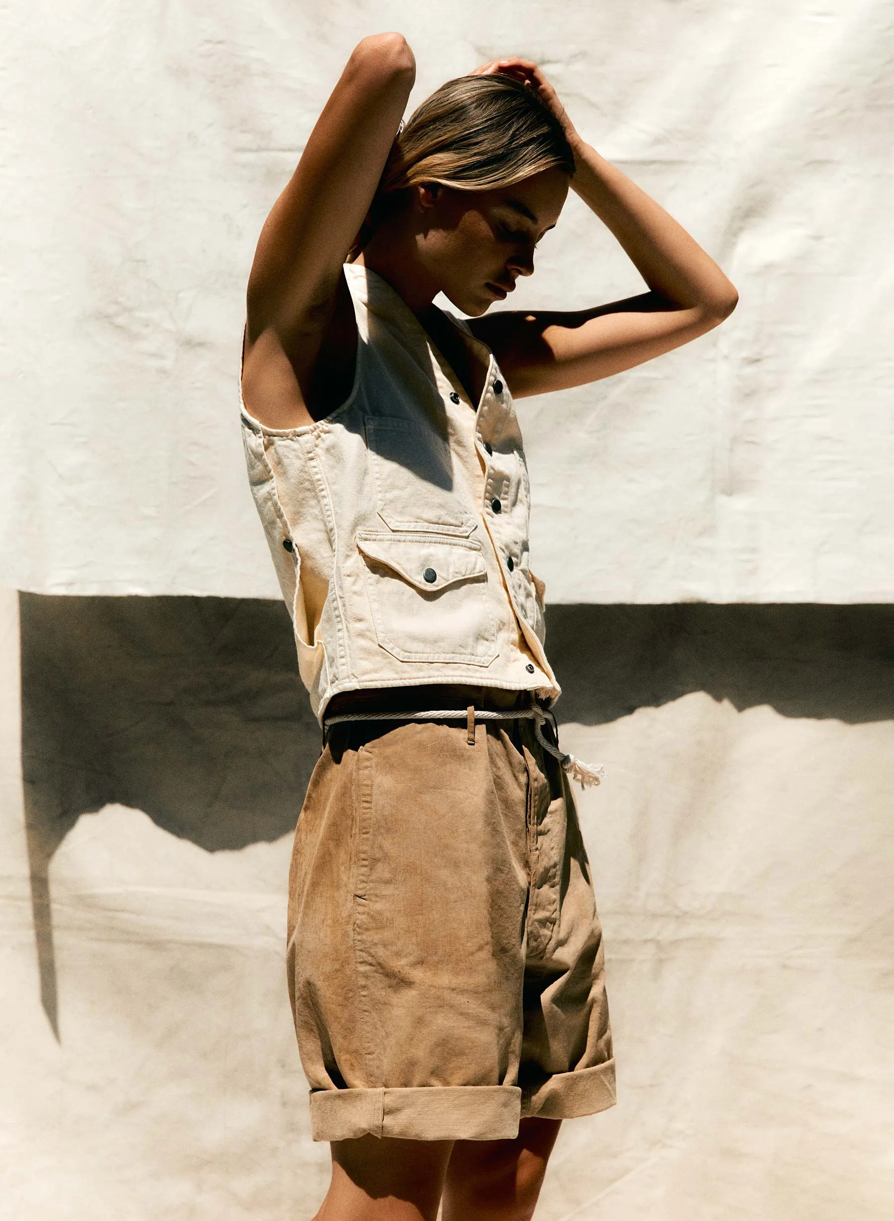the field vest in natural sold by Imogene + Willie product image thumbnail 4