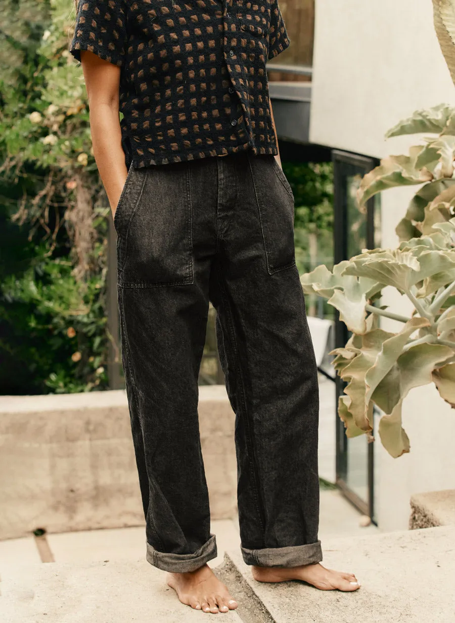 blake military trouser in washed black sold by Imogene + Willie product image thumbnail 4