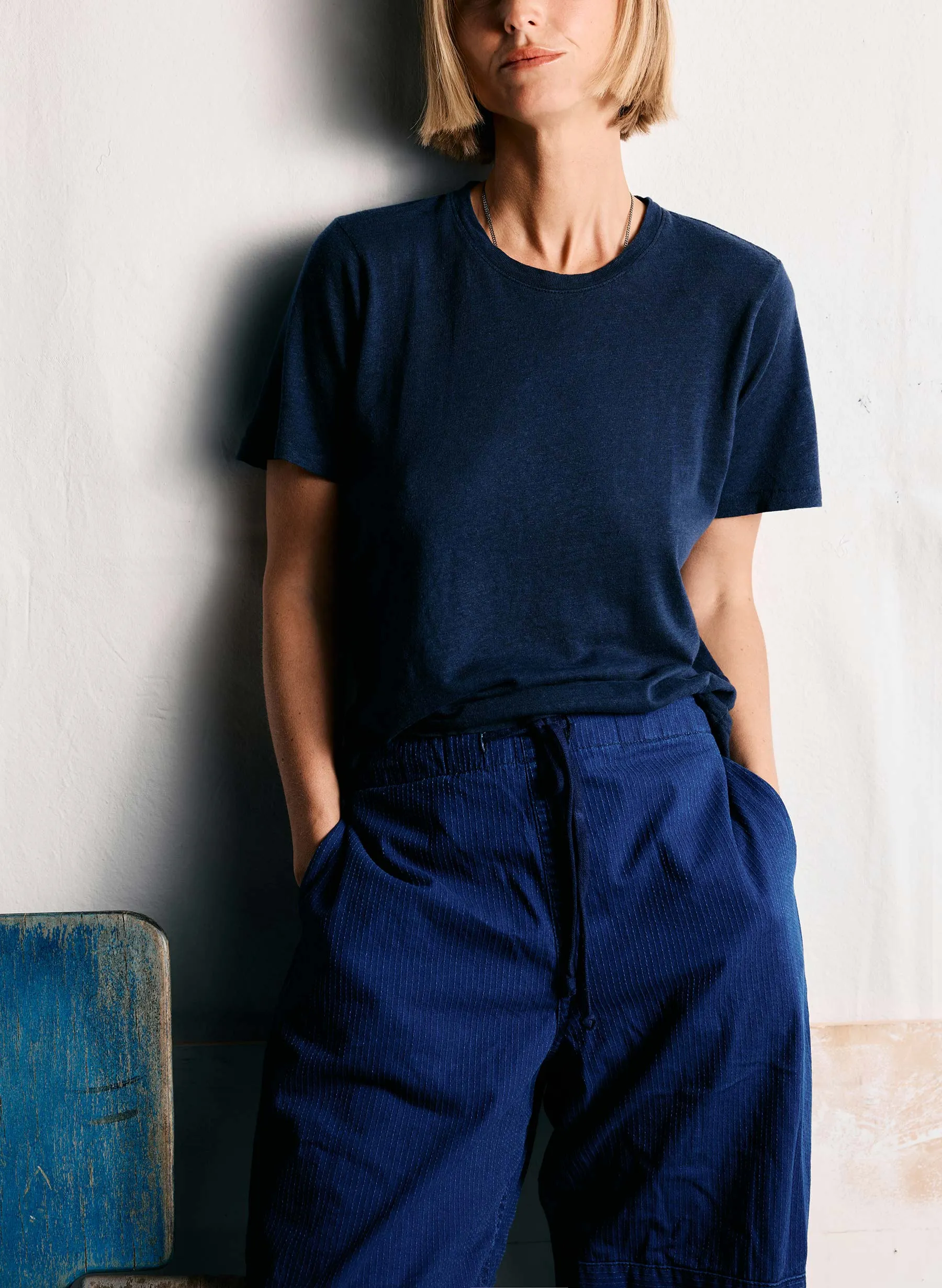 the cotton hemp tee in midnight sold by Imogene + Willie product image thumbnail 4