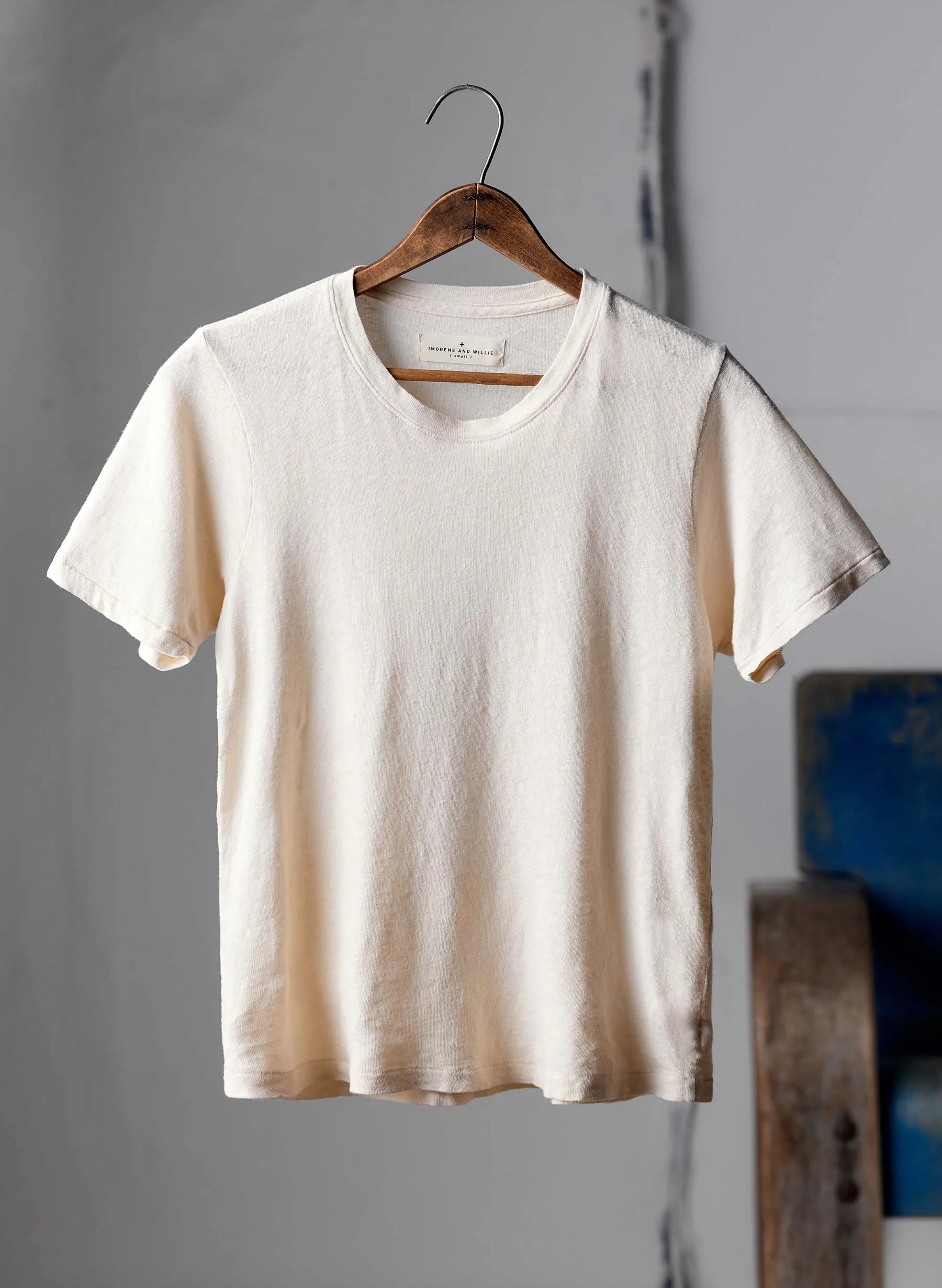 the cotton hemp tee in vintage white sold by Imogene + Willie product image thumbnail 2