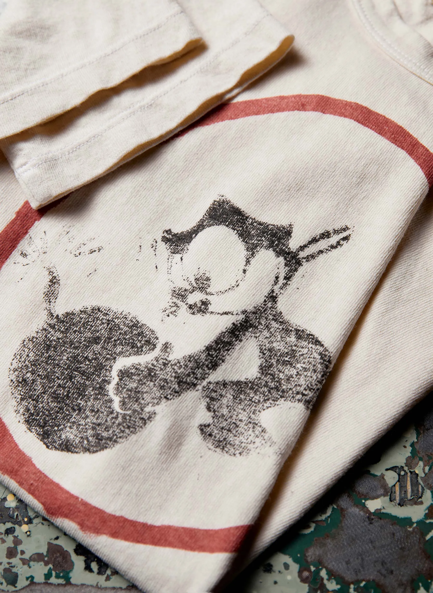 the "deadlift" tee sold by Imogene + Willie product image thumbnail 2