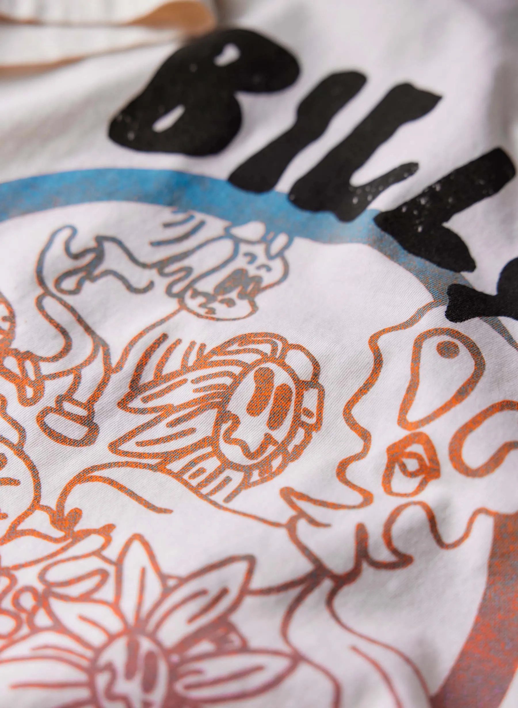 i+w x billy strings "friends” tee sold by Imogene + Willie product image thumbnail 3