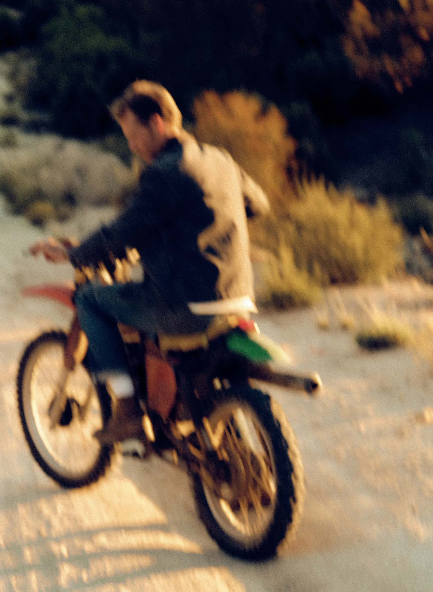 quilt lined canvas chore coat in faded black sold by Imogene + Willie product image thumbnail 5