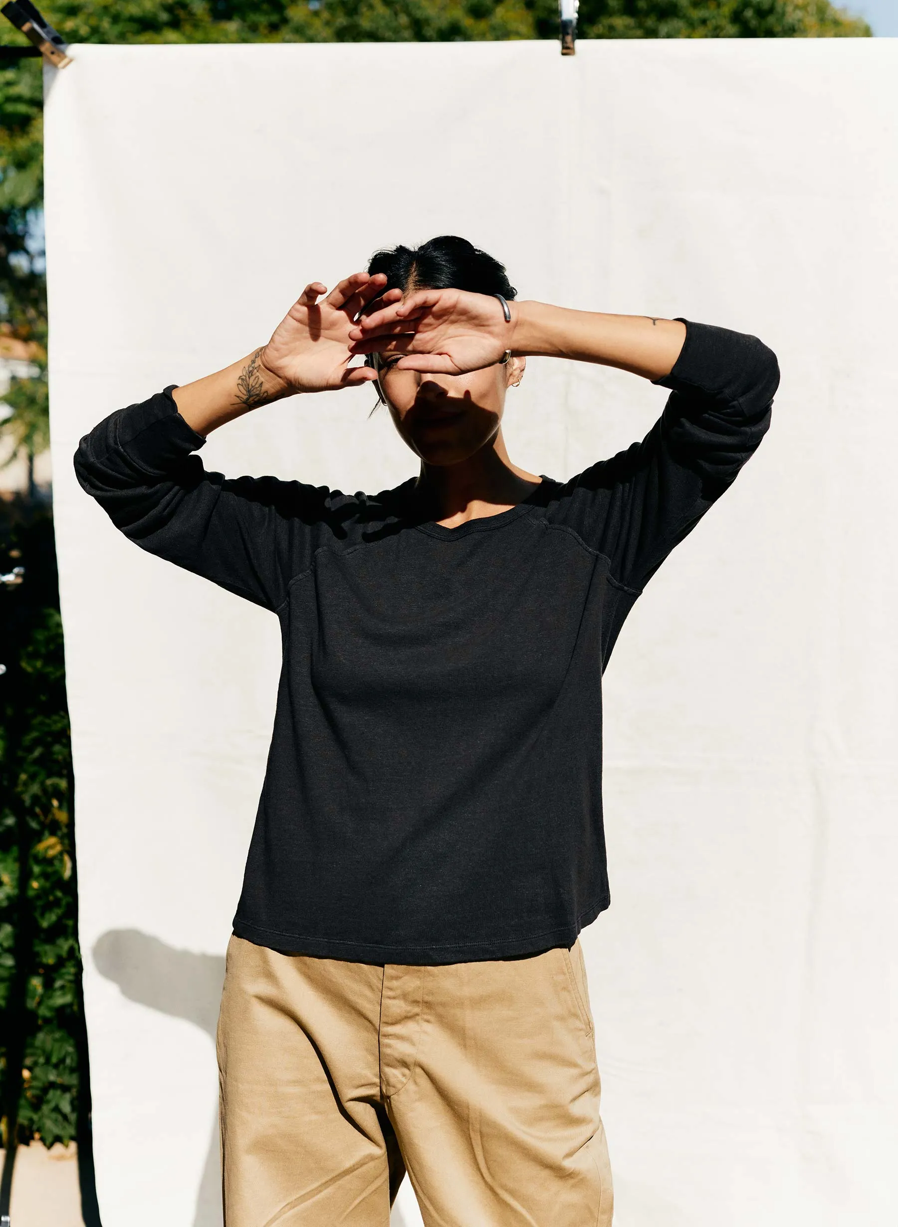 the long sleeve raglan in faded black sold by Imogene + Willie product image thumbnail 3