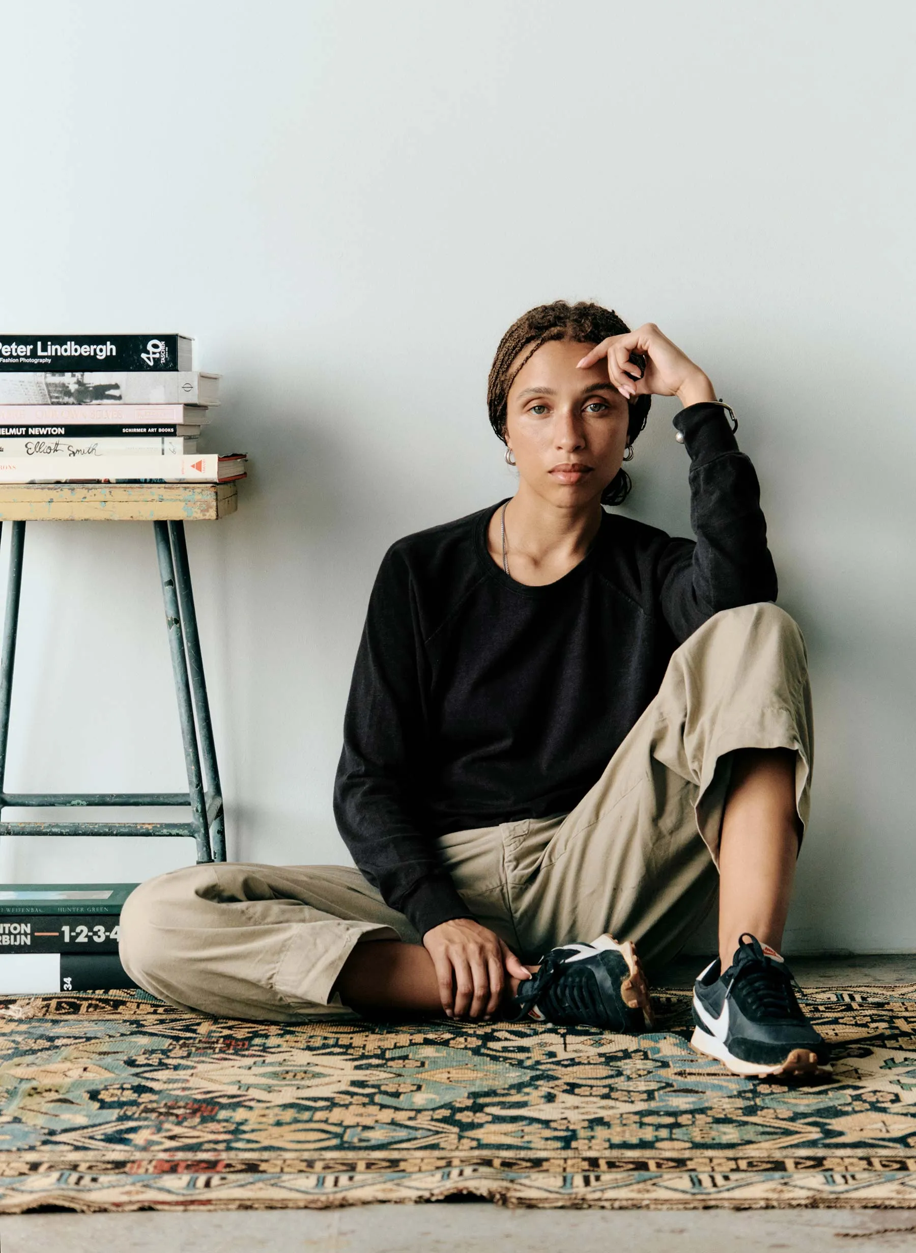 the long sleeve raglan in faded black sold by Imogene + Willie product image thumbnail 5