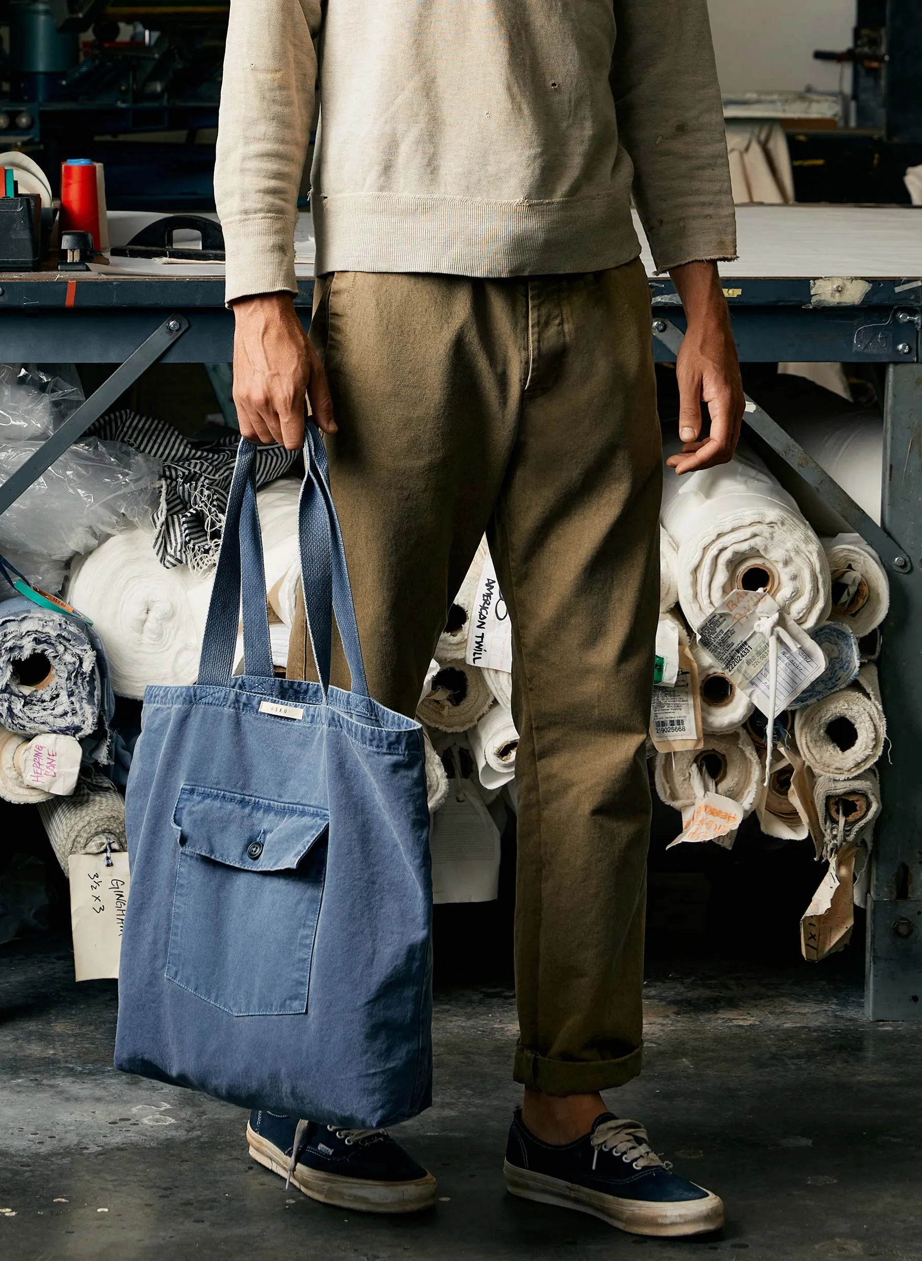 the all american chino in field tan sold by Imogene + Willie product image thumbnail 4