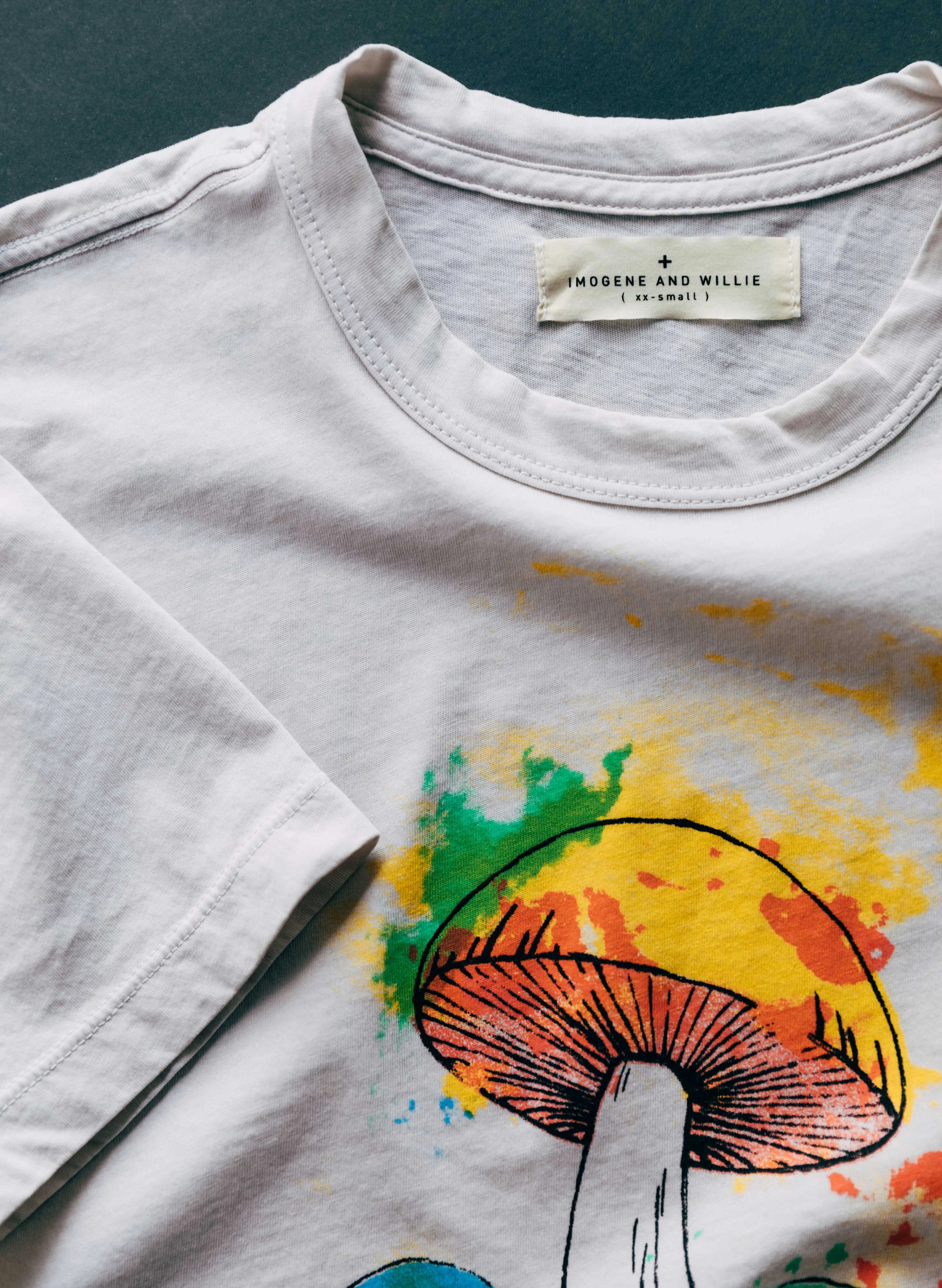 the "be kind" tee sold by Imogene + Willie product image thumbnail 2
