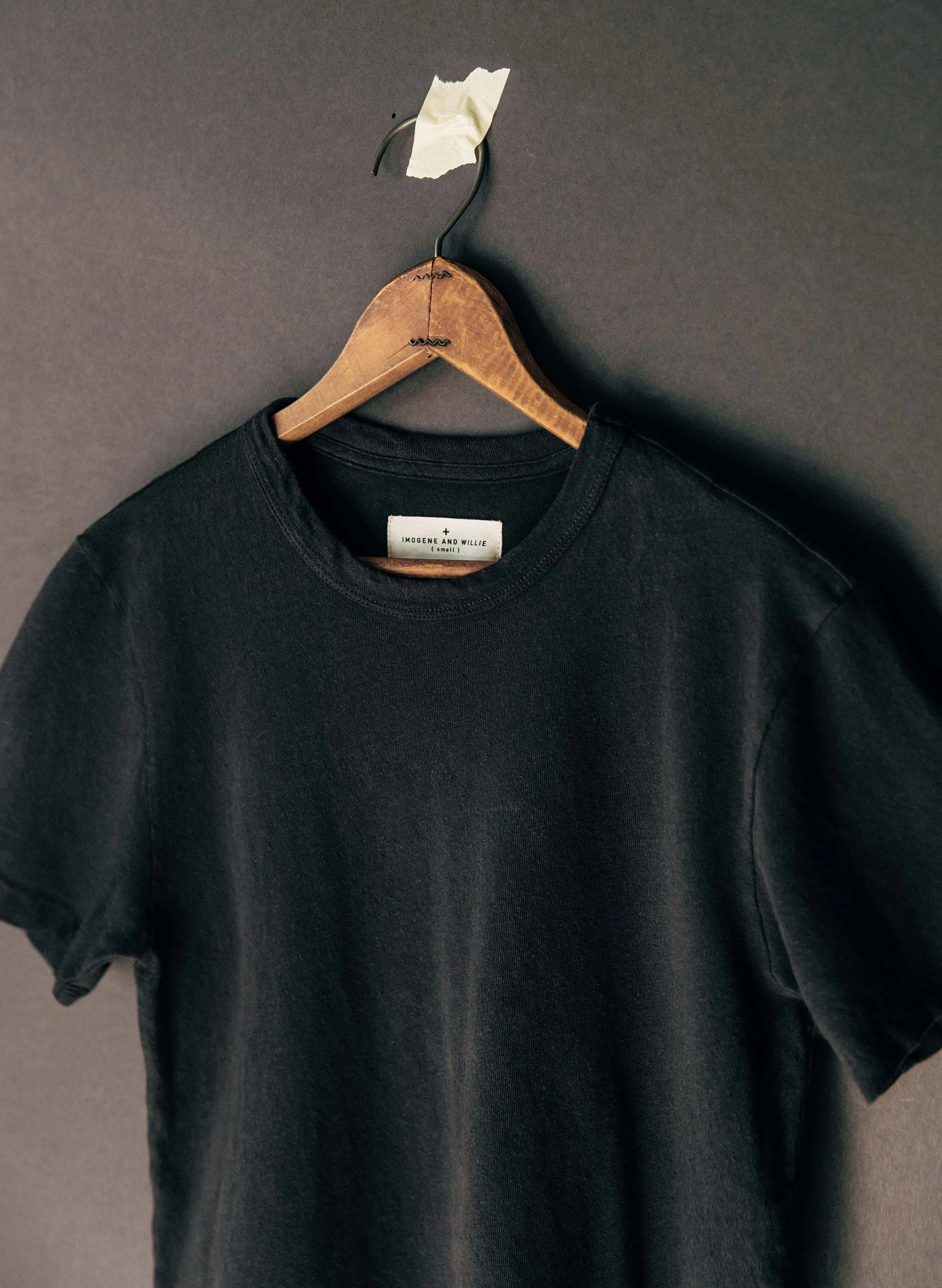 black knit midweight crew sold by Imogene + Willie product image thumbnail 2