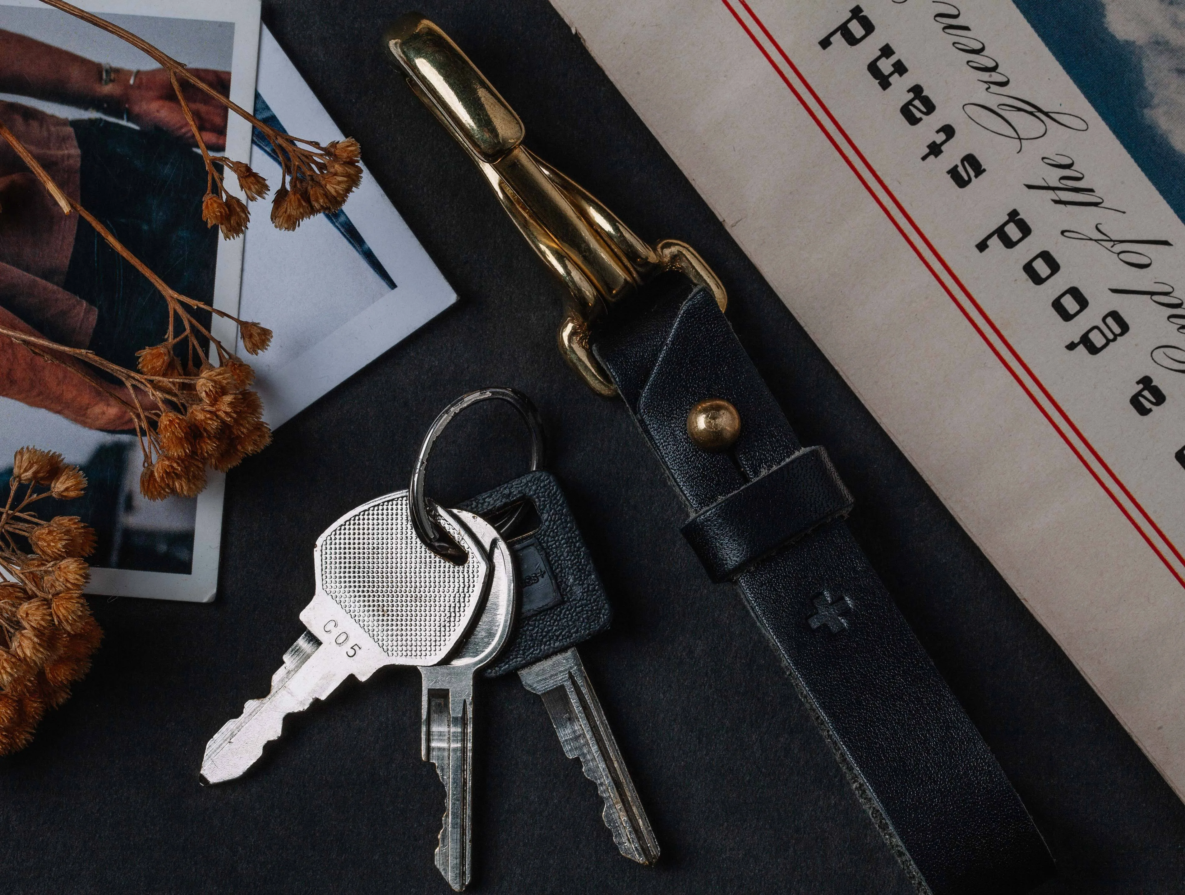 emil erwin x i+w keychain in black sold by Imogene + Willie product image thumbnail 3