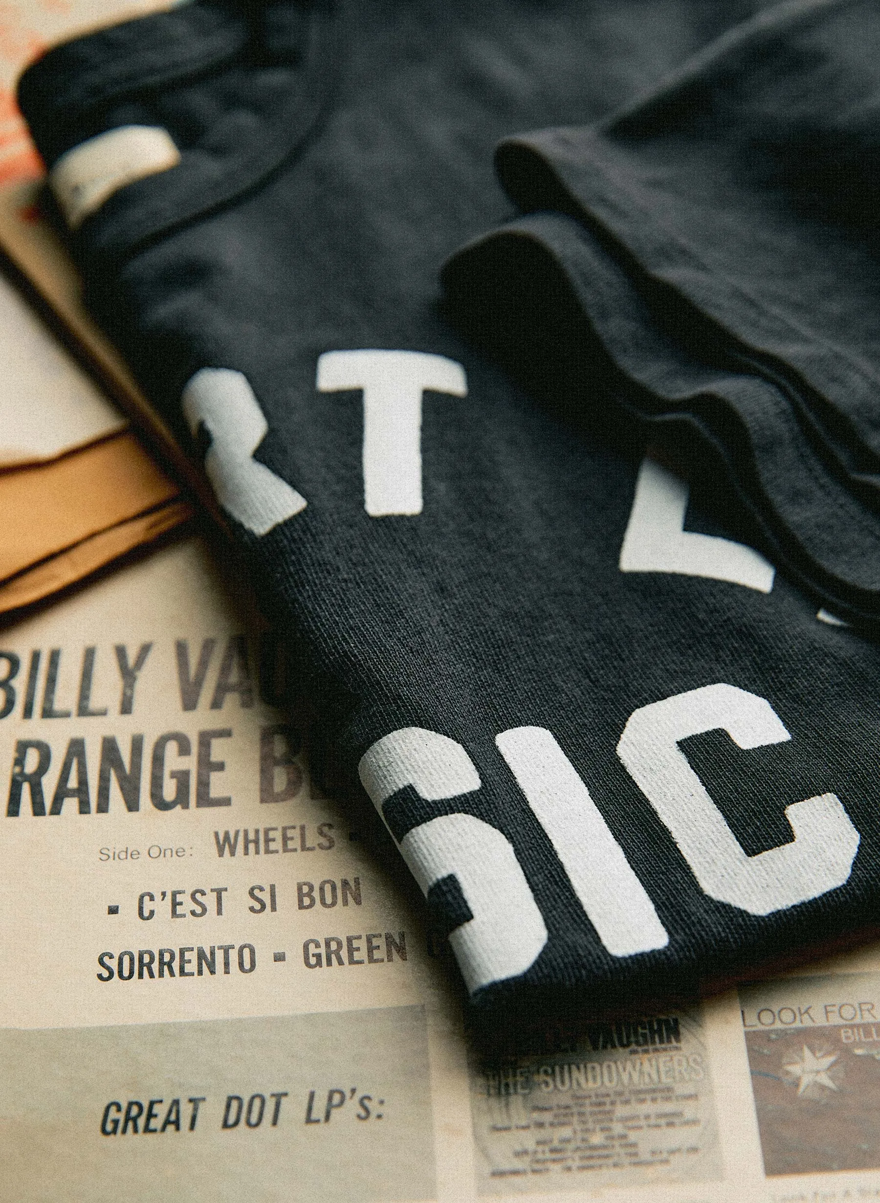 the "support live music" tee in black sold by Imogene + Willie product image thumbnail 2