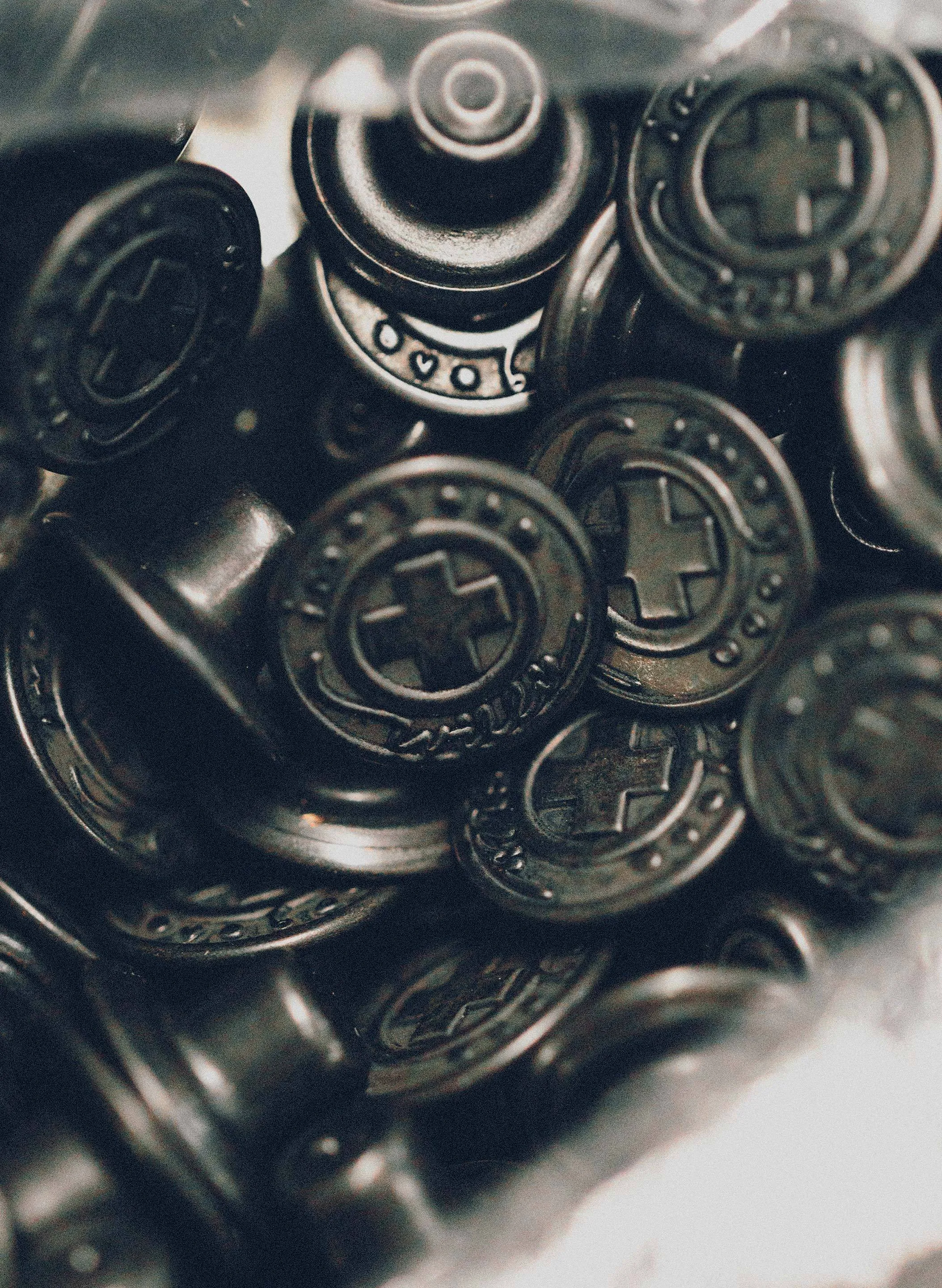 barton black selvage rinse sold by Imogene + Willie product image thumbnail 5