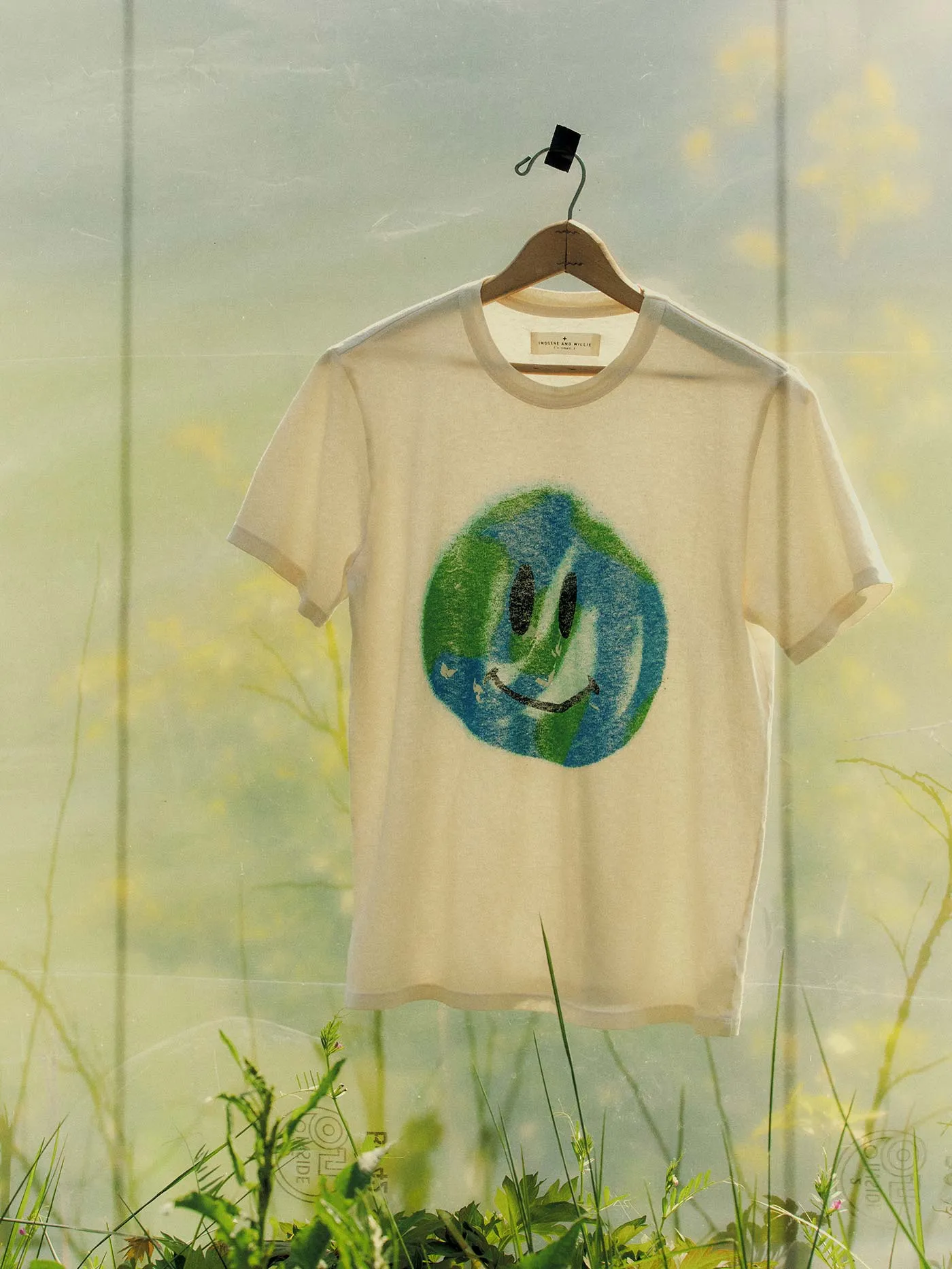 the "happy earth" tee sold by Imogene + Willie product image thumbnail 5