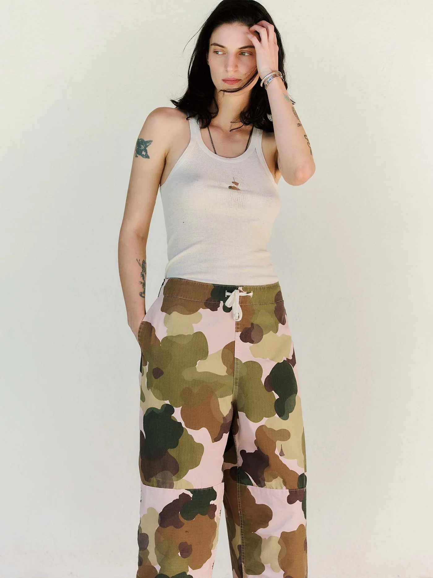 the flight pant in painted camo sold by Imogene + Willie product image thumbnail 3