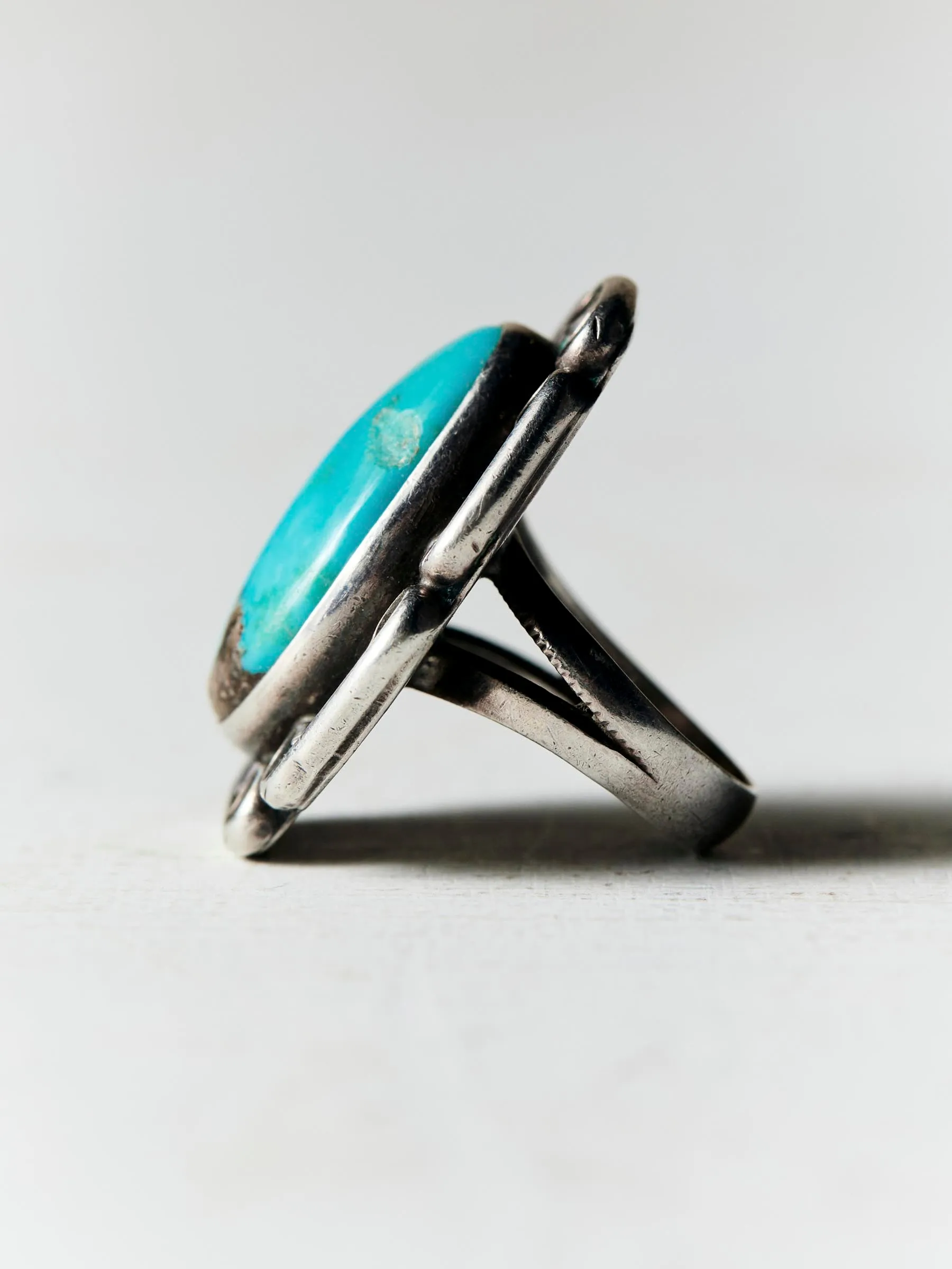 vintage navajo large single stone ring sold by Imogene + Willie product image thumbnail 3