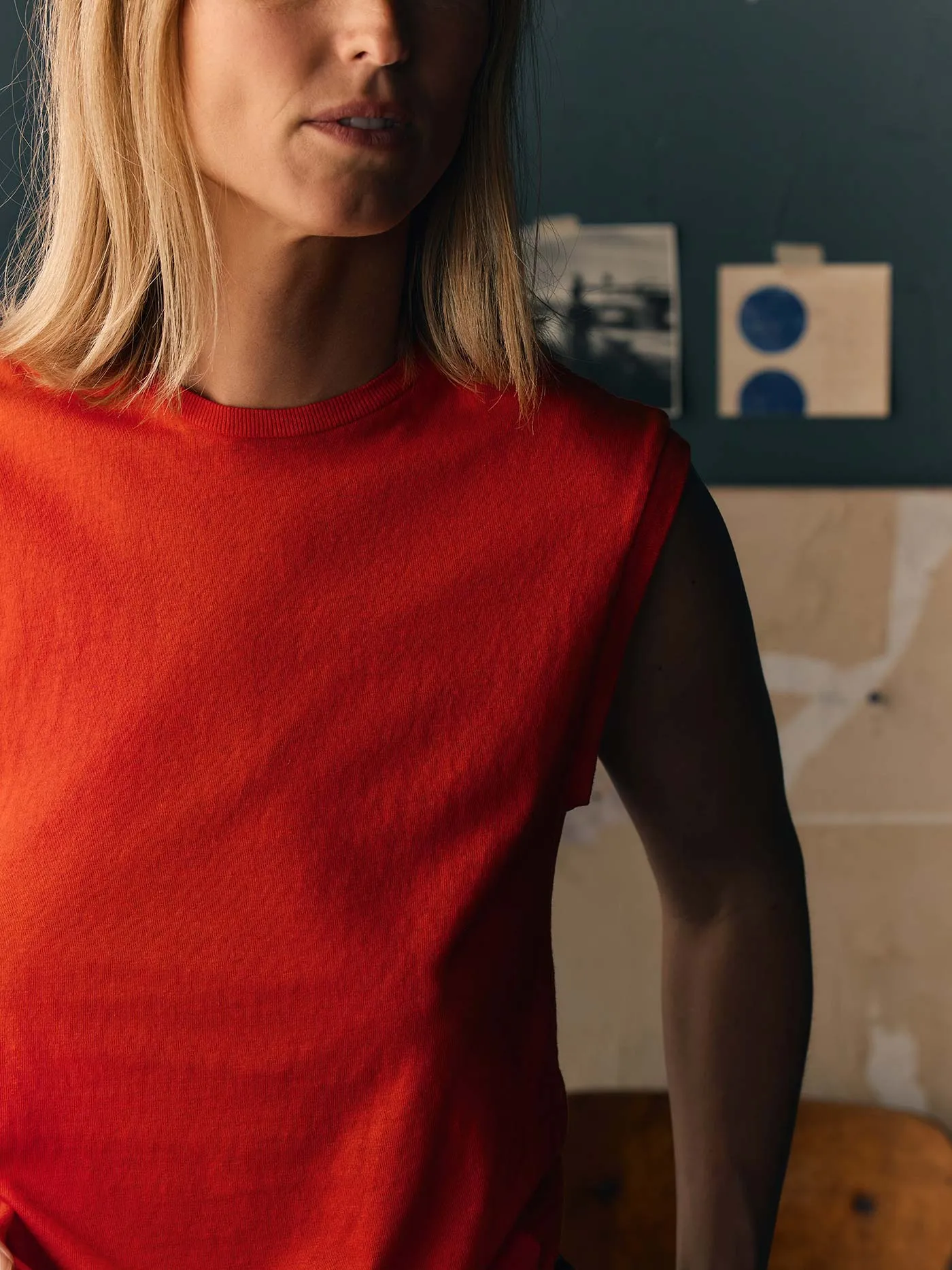 the cotton muscle tee in poppy sold by Imogene + Willie product image thumbnail 5