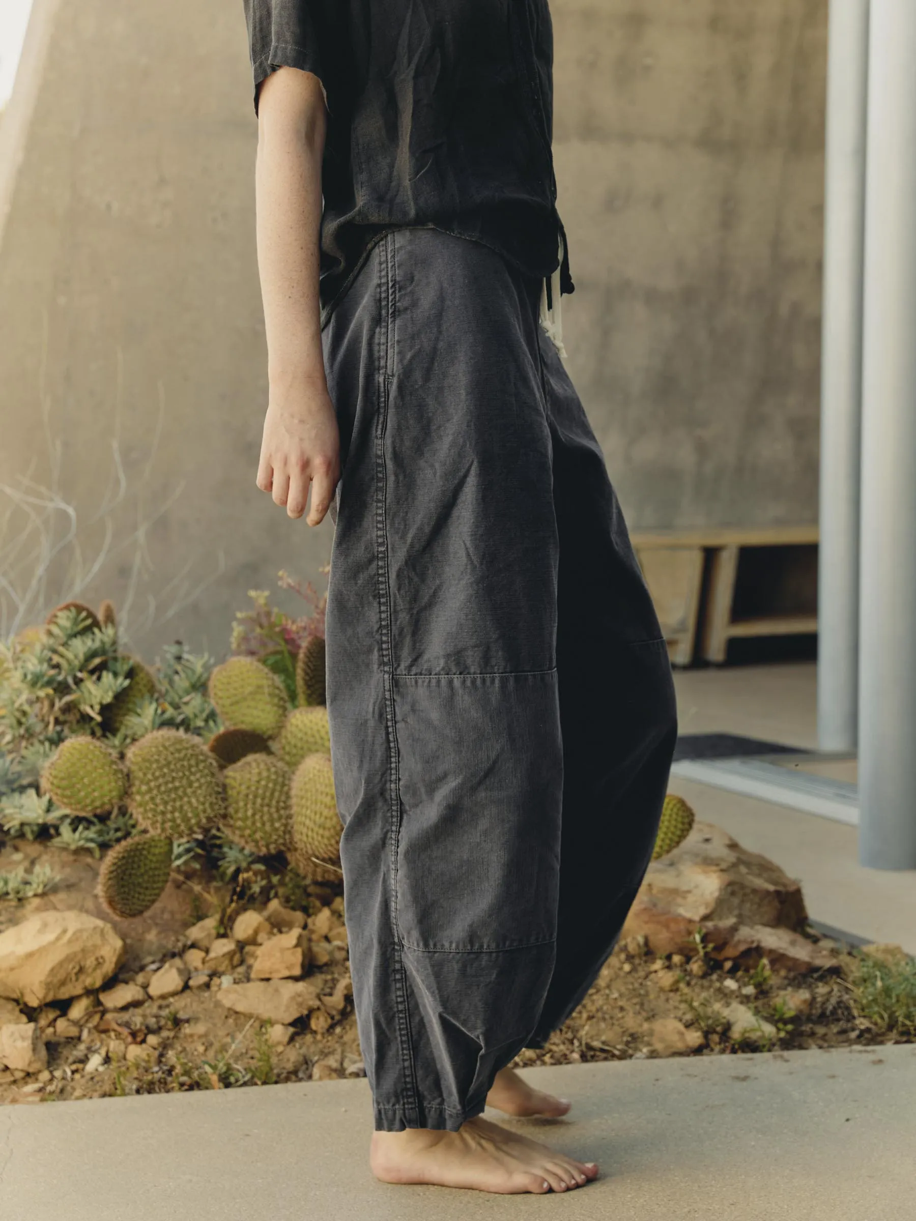 flight pant in faded black sold by Imogene + Willie product image thumbnail 3