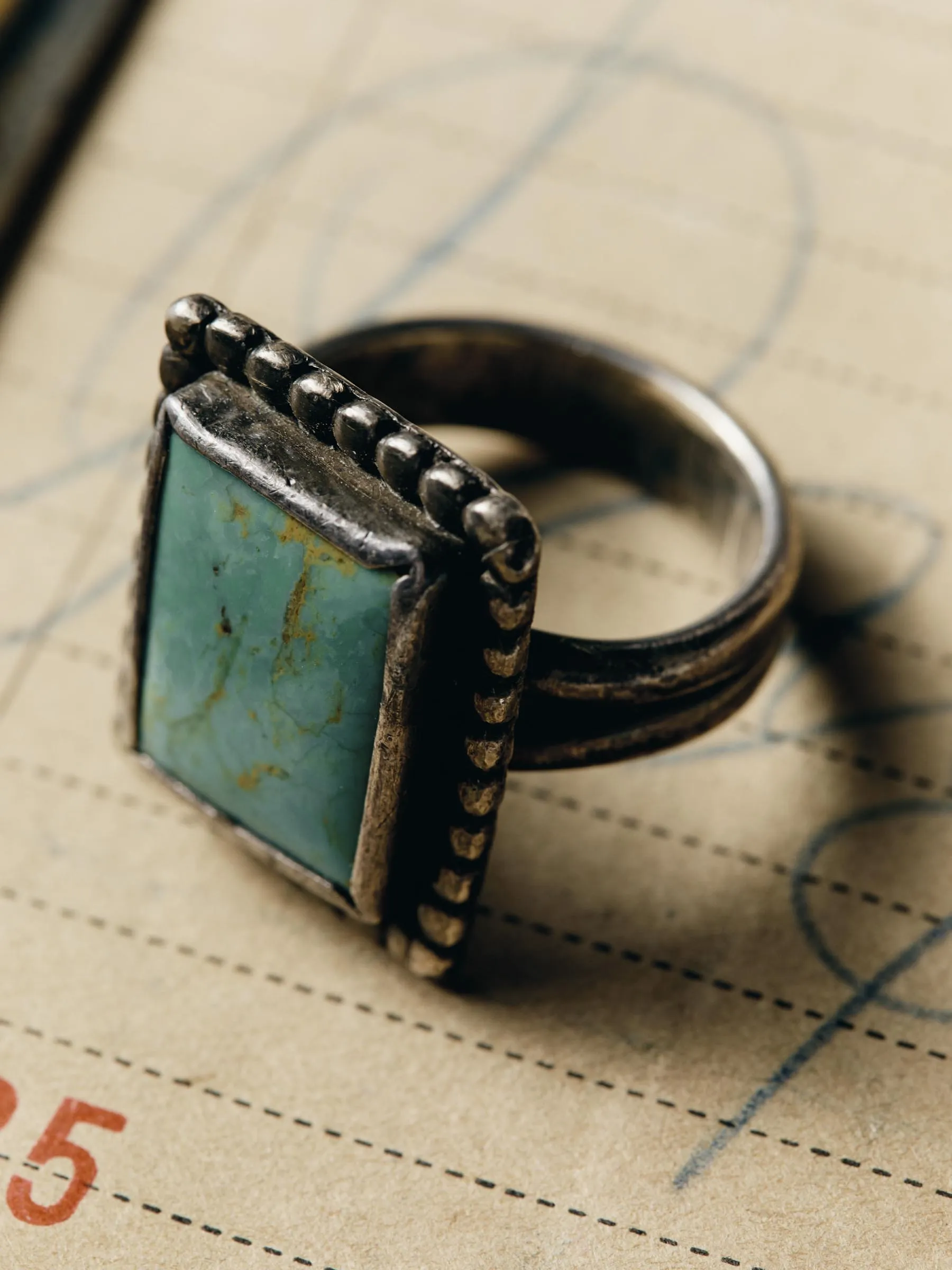 vintage navajo turquoise retangle ring sold by Imogene + Willie product image thumbnail 2