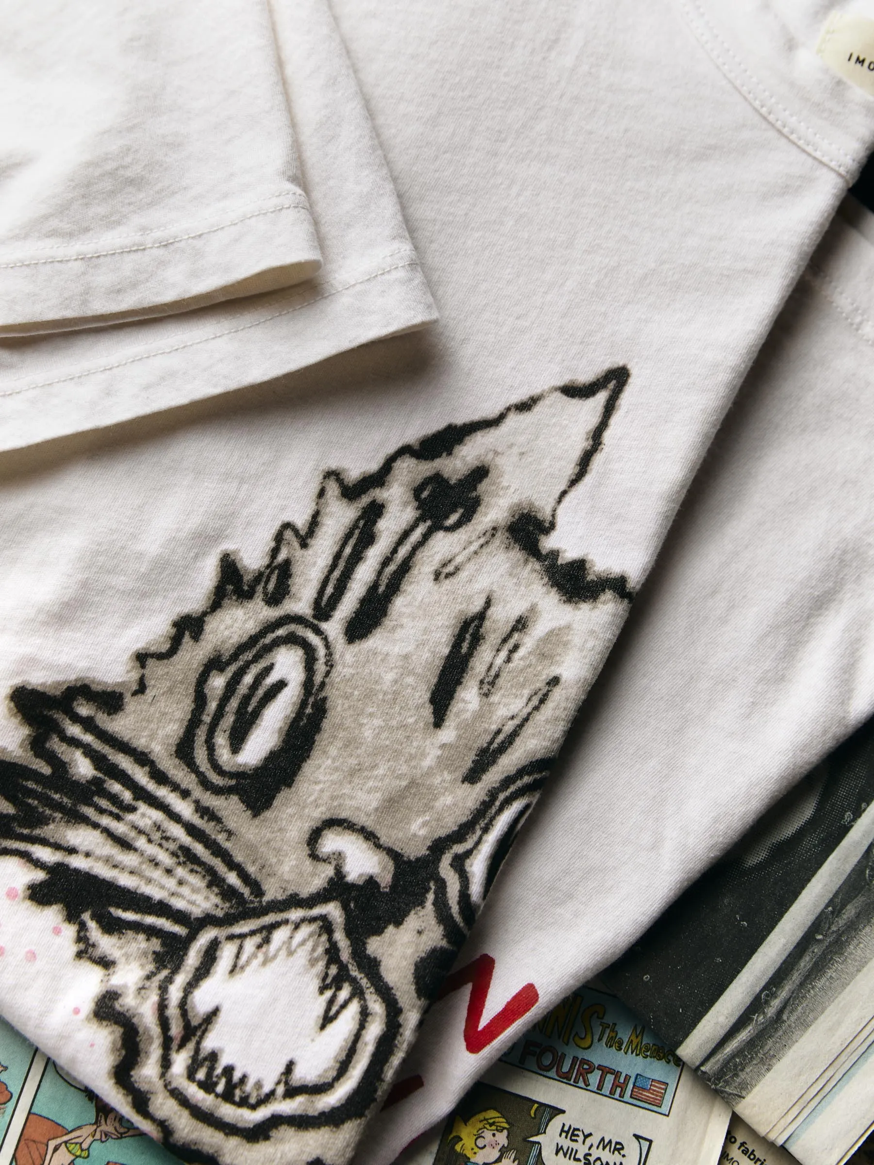 the "no more news" tee sold by Imogene + Willie product image thumbnail 4