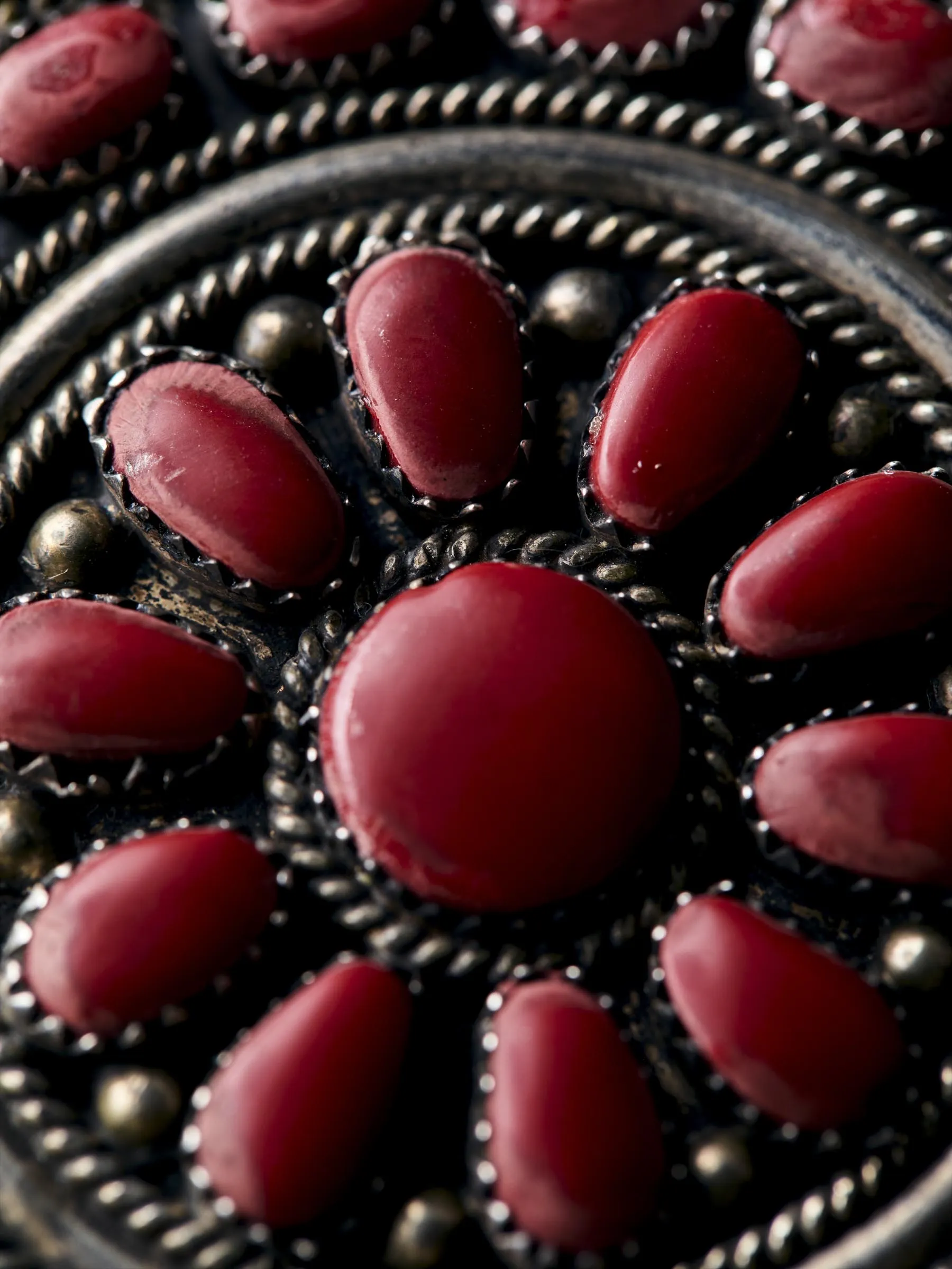 vintage zuni coral shield necklace sold by Imogene + Willie product image thumbnail 4