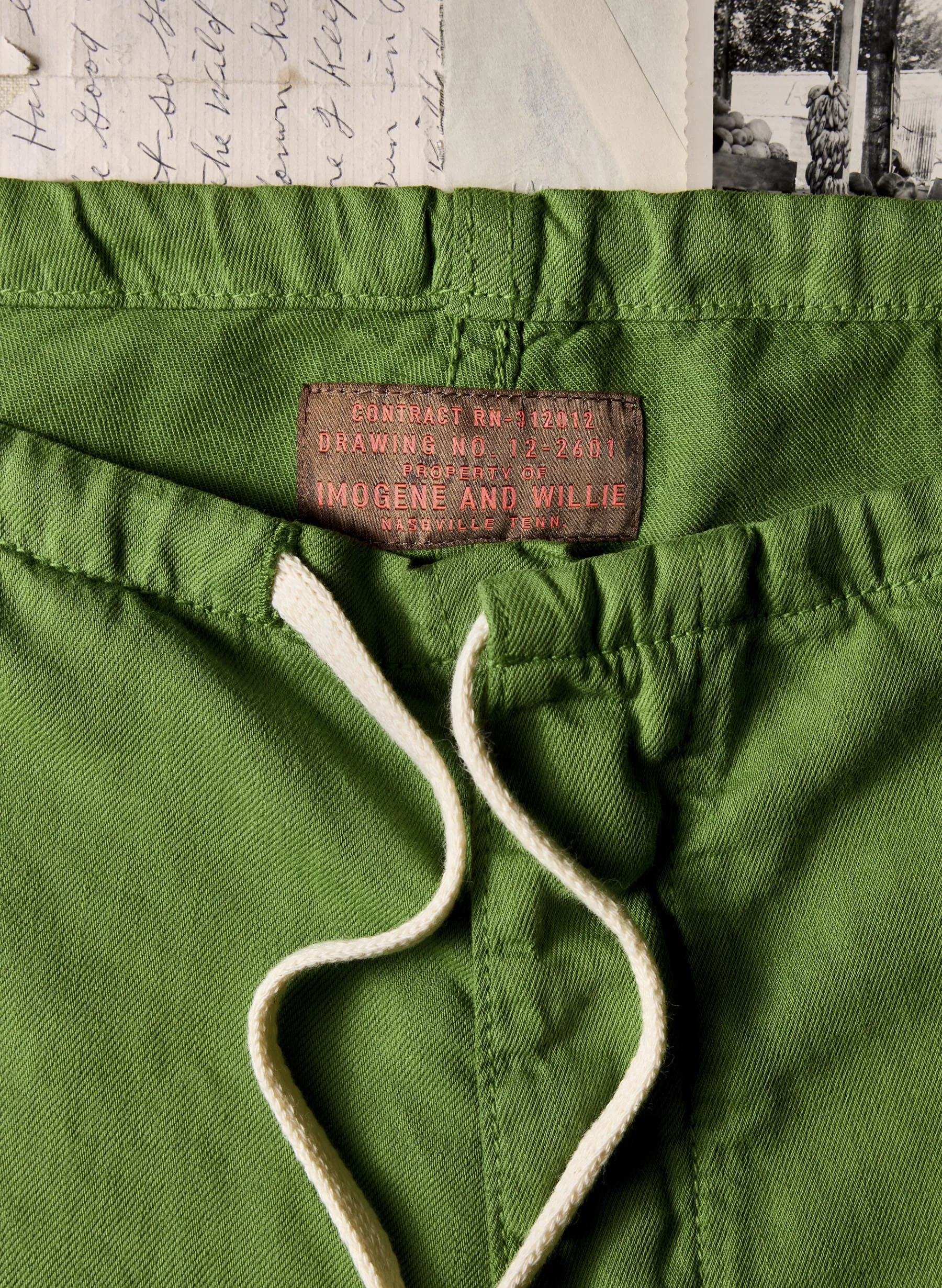 the lounge pant in fern green sold by Imogene + Willie product image thumbnail 3