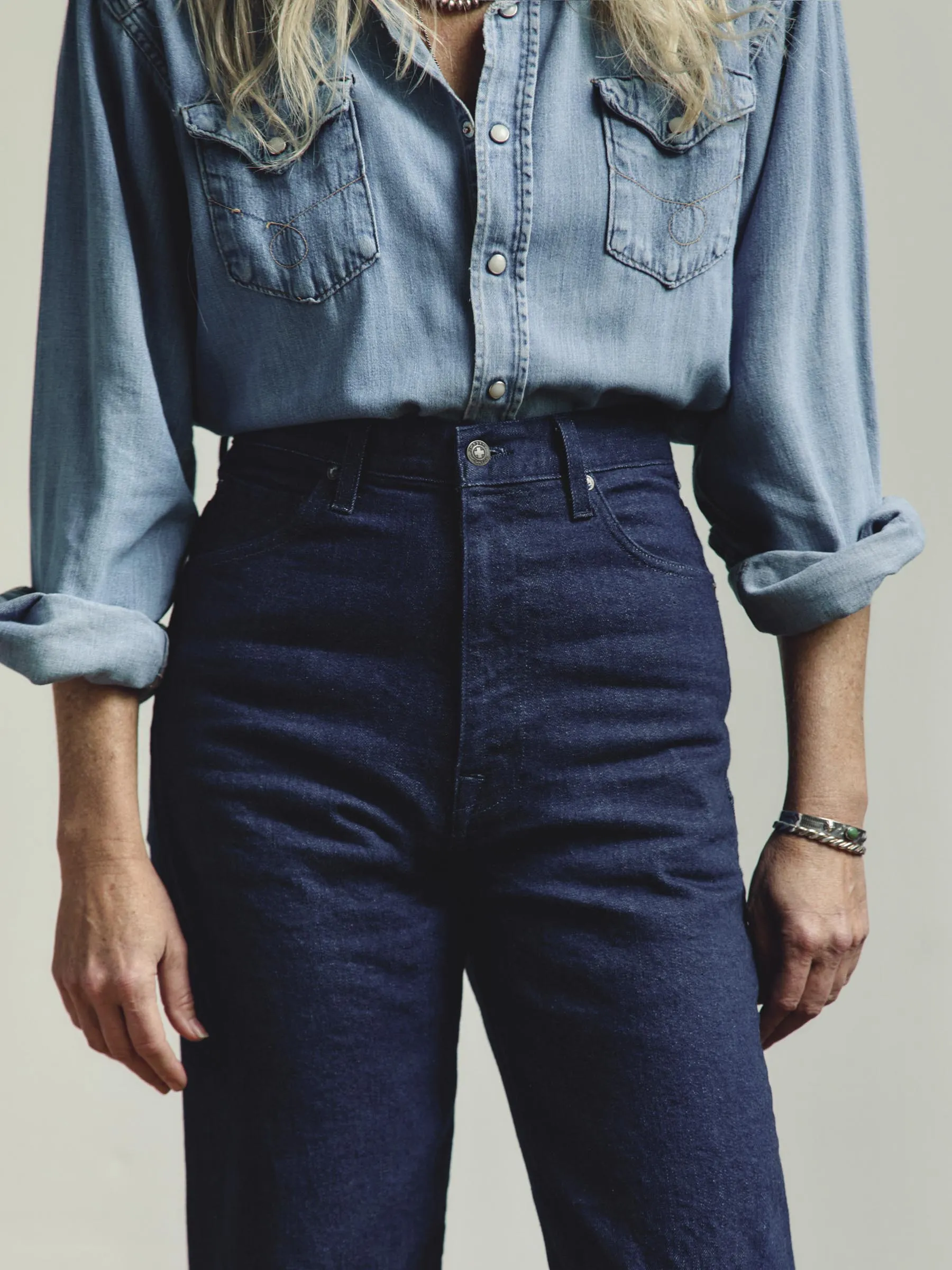 catherine slim indigo selvage rinse sold by Imogene + Willie product image thumbnail 2