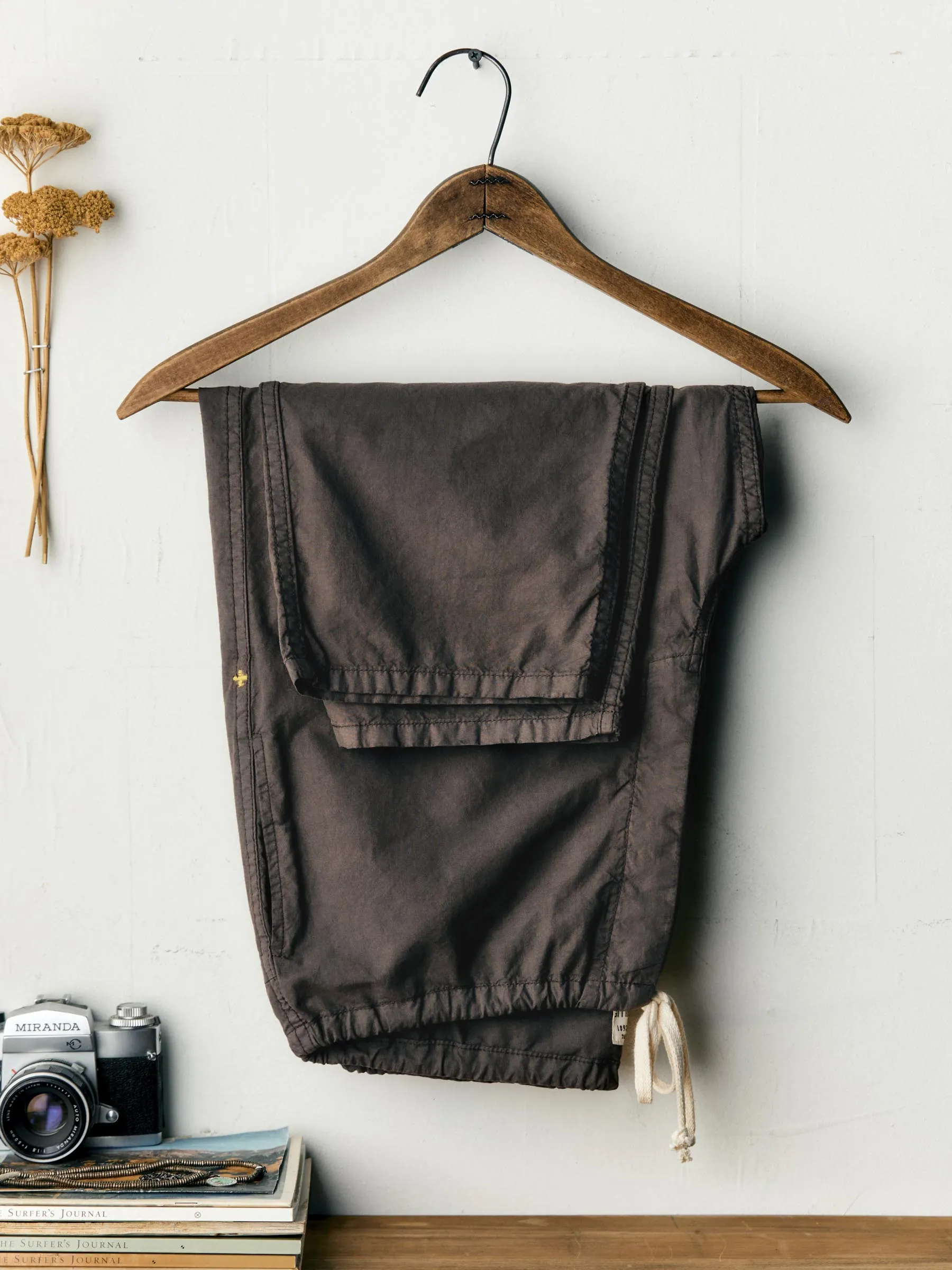 the lounge pant in umber poplin sold by Imogene + Willie product image thumbnail 5
