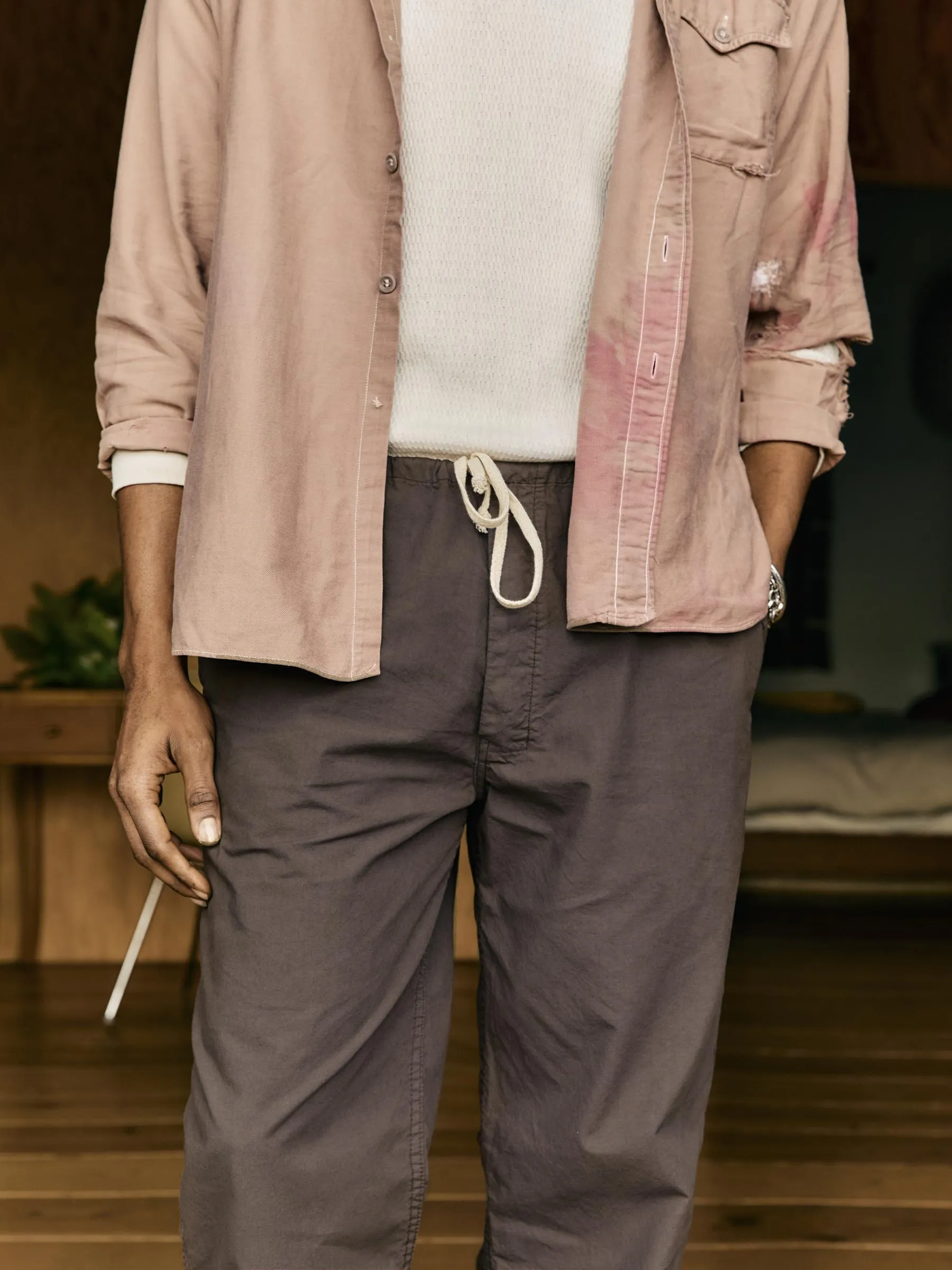 the lounge pant in umber poplin sold by Imogene + Willie product image thumbnail 3