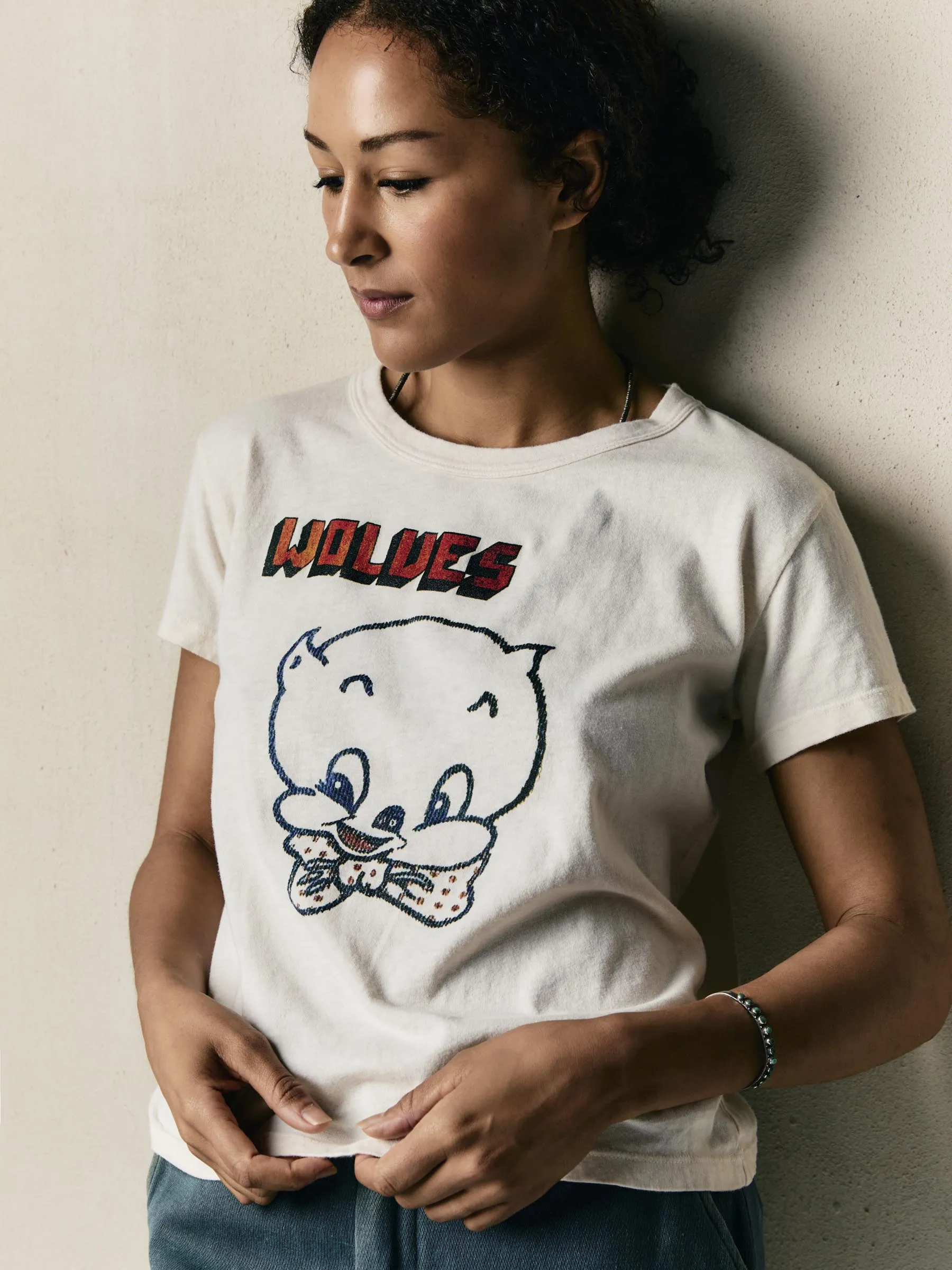 the "wolves" drop tee sold by Imogene + Willie product image thumbnail 4