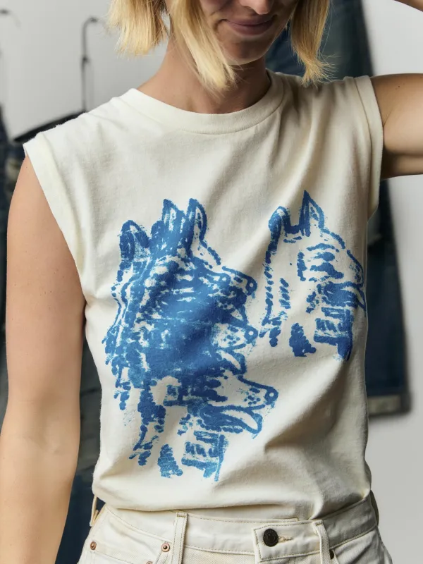 the "coyote" muscle tee made by Imogene + Willie