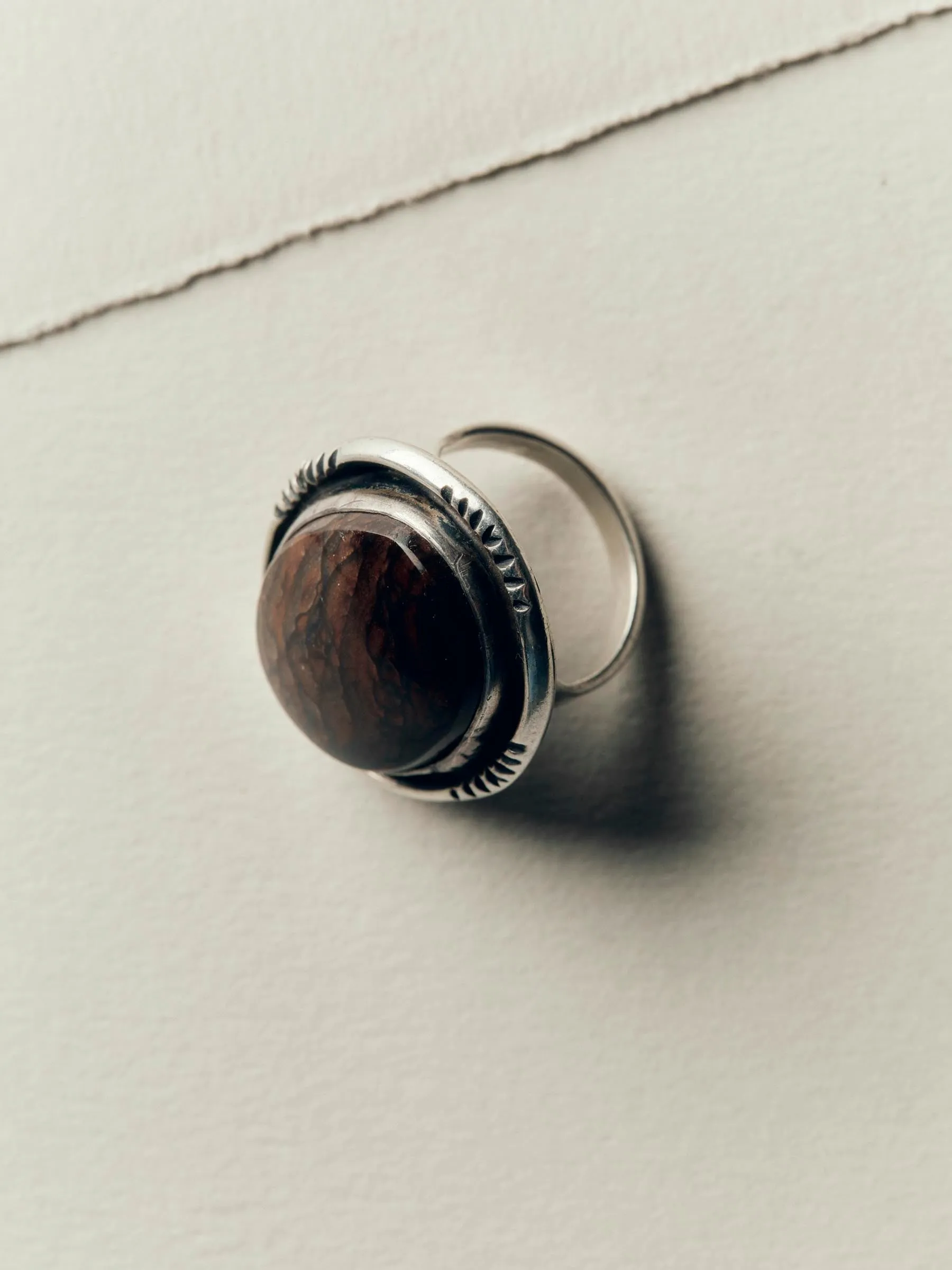 vintage navajo agate cocktail ring sold by Imogene + Willie product image thumbnail 4