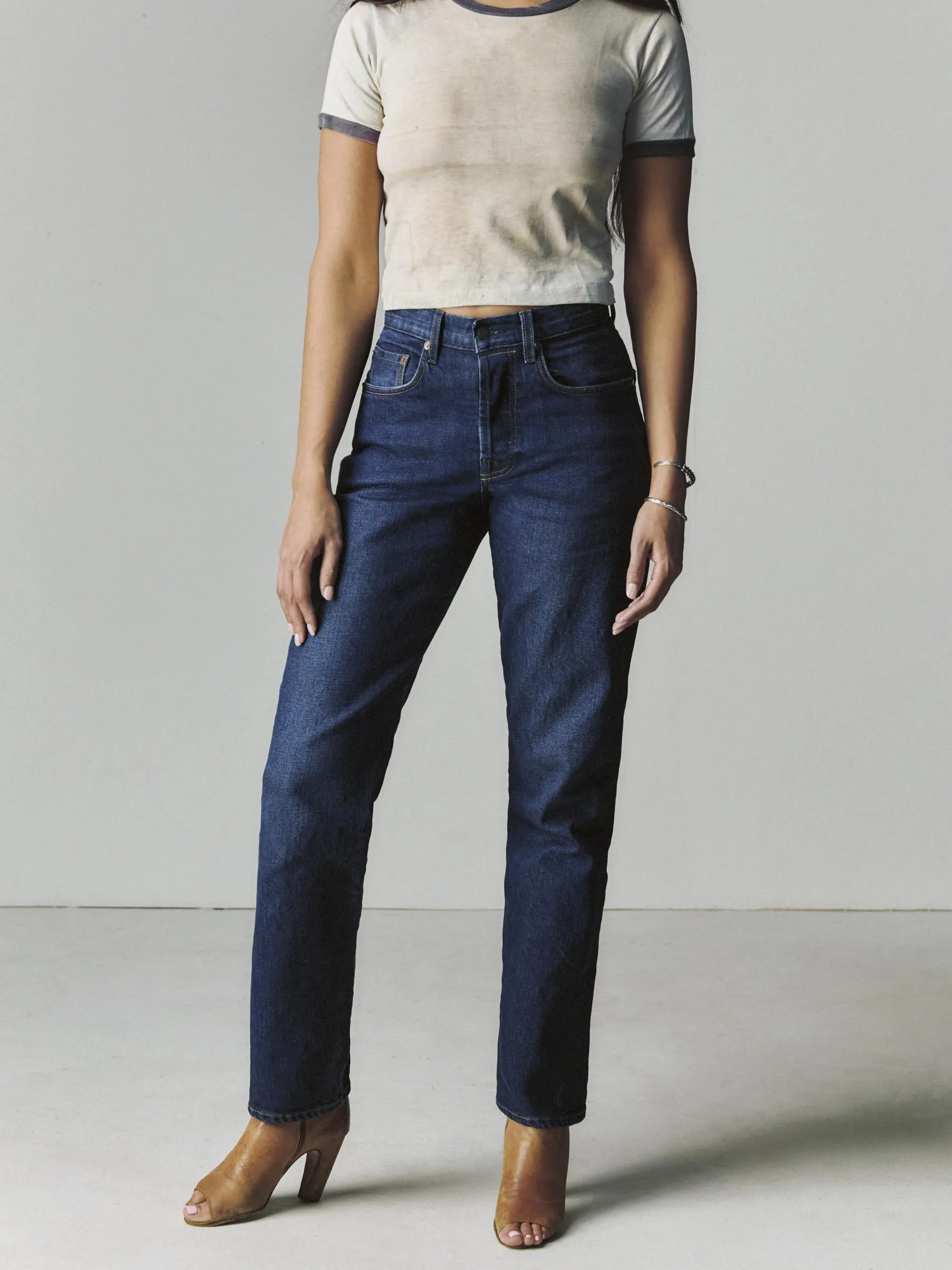 ada indigo selvage rinse sold by Imogene + Willie product image thumbnail 3