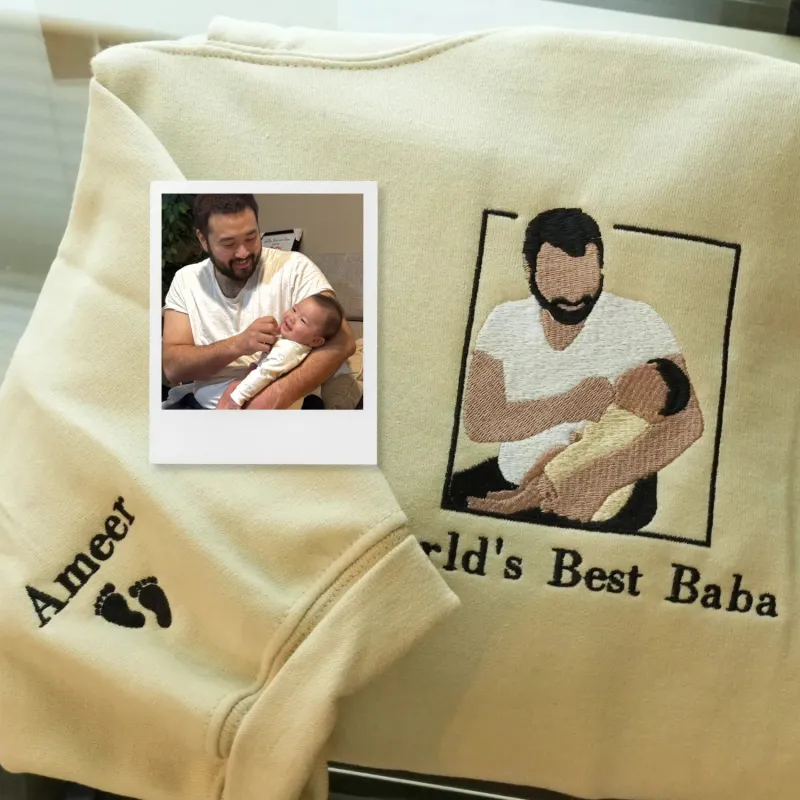 Custom World's Best Papa Portrait Sweatshirt - Unique Father's Day Photo Gift - Personalized Hoodie made by Embroly