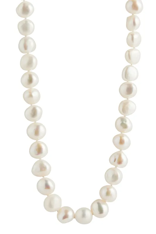 Perle sold by Lisbeth Jewelry