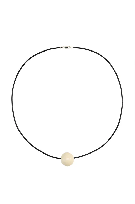 Loter | Ecru Ceramic made by Lisbeth Jewelry