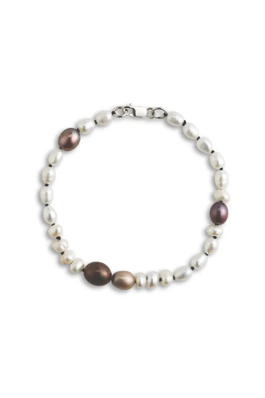 Ester Bracelet made by Lisbeth Jewelry