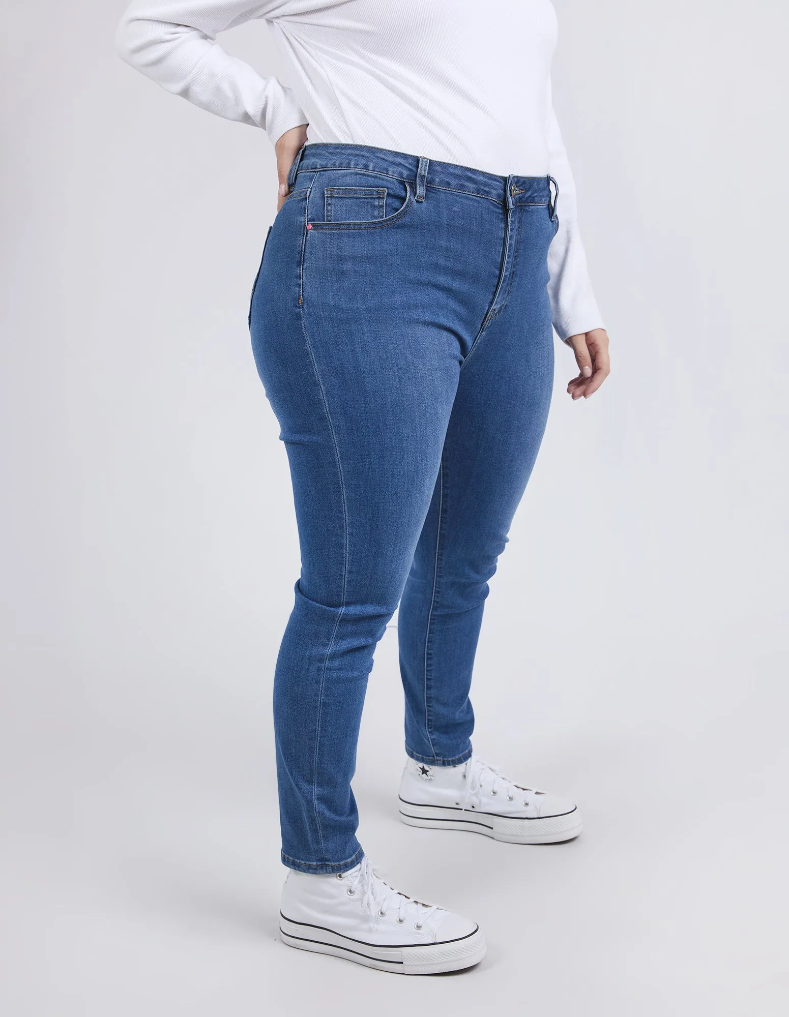 Georgie Slim Leg Jean Mid Blue Wash sold by Elm Lifestyle product image thumbnail 4