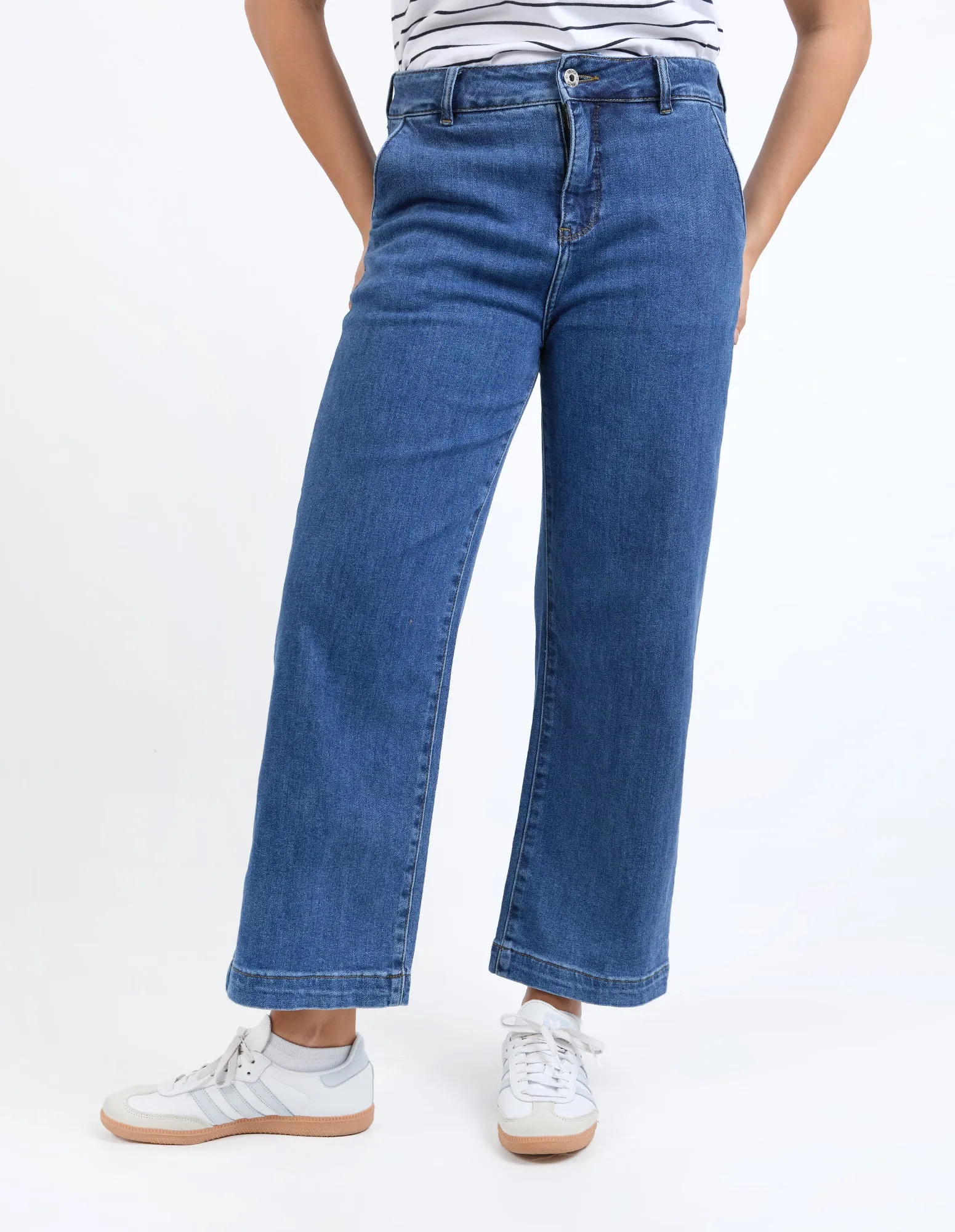 Izzy Wide Leg Jean Dark Blue Wash sold by Elm Lifestyle product image thumbnail 2