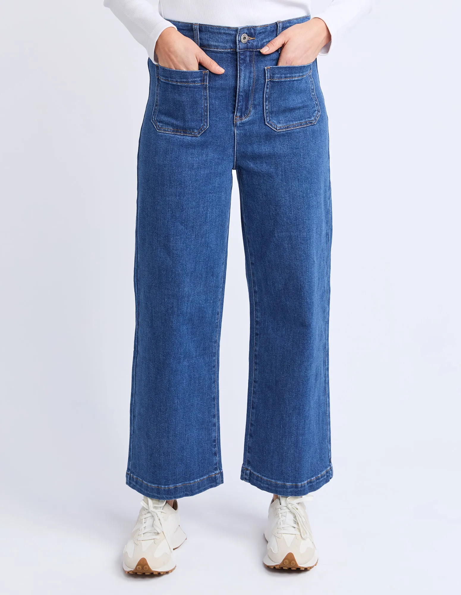 Alyssa Front Pocket Jean Mid Blue Wash sold by Elm Lifestyle