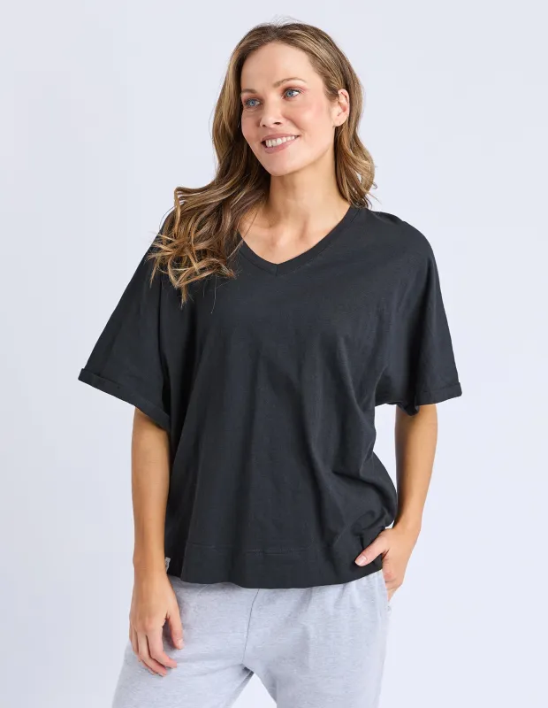 Beau Tee Black made by Elm Lifestyle
